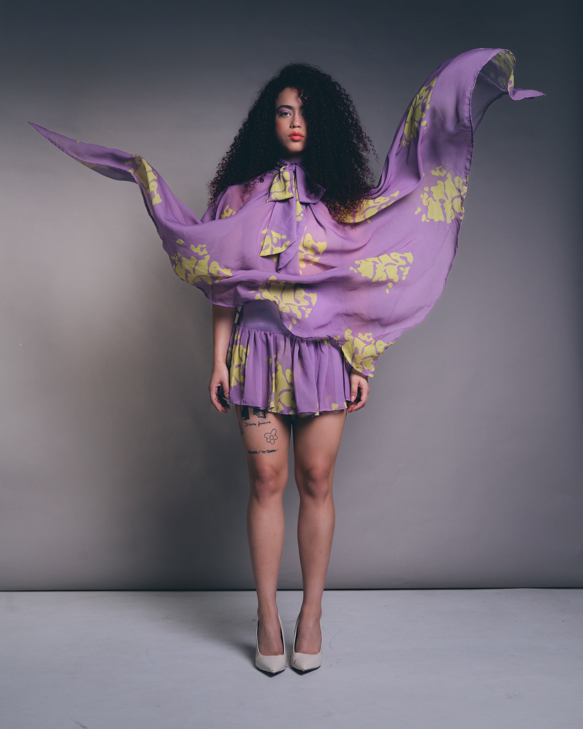 bloomers-lirio-poncho-chiffon-retro-print image 1