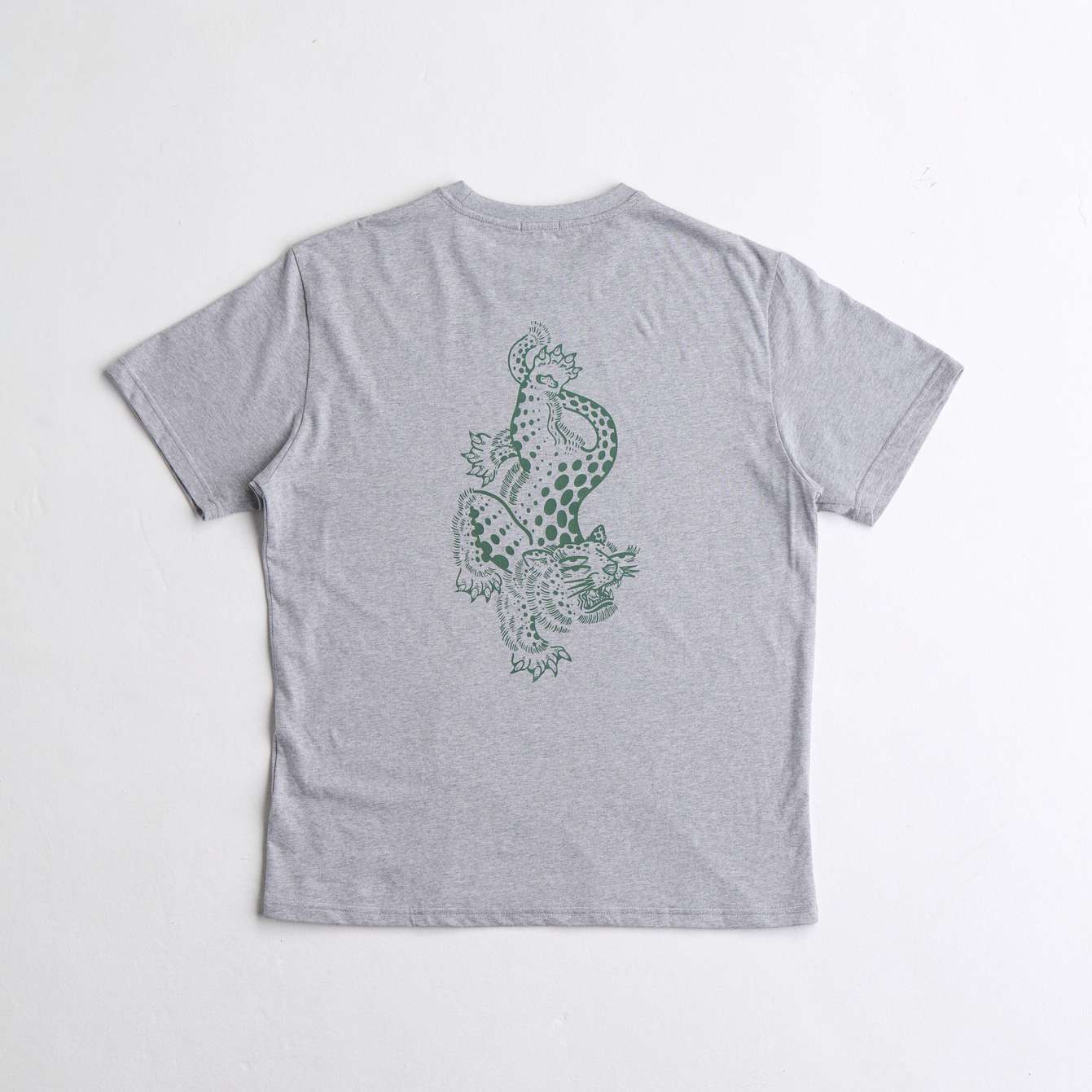 arniko-leopard-grey-melange-t-shirt-grau-bio-baumwolle image 2
