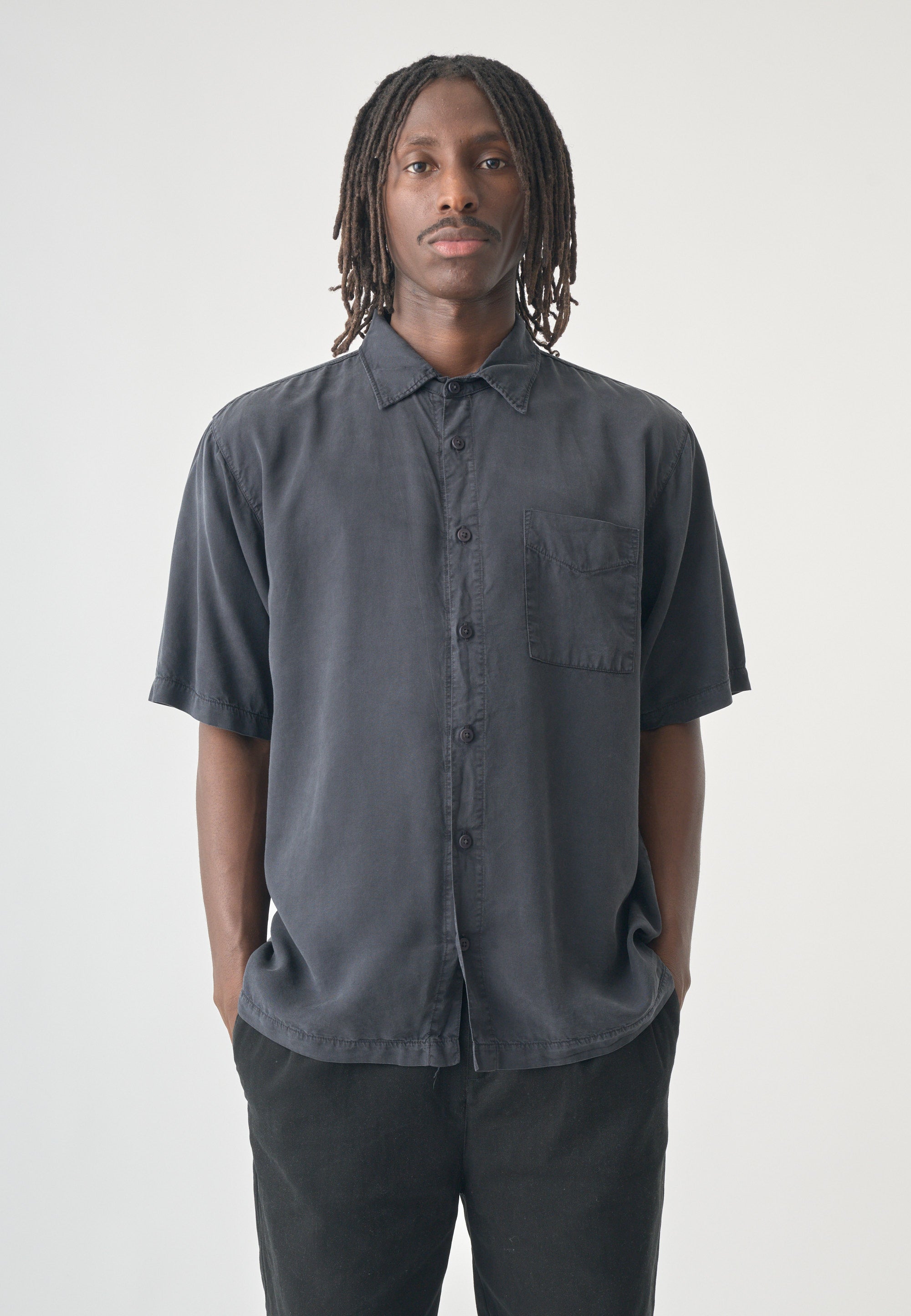 cleptomanicx-easy-shirt-hemd-kurzarm-lyocell-oversize image 3