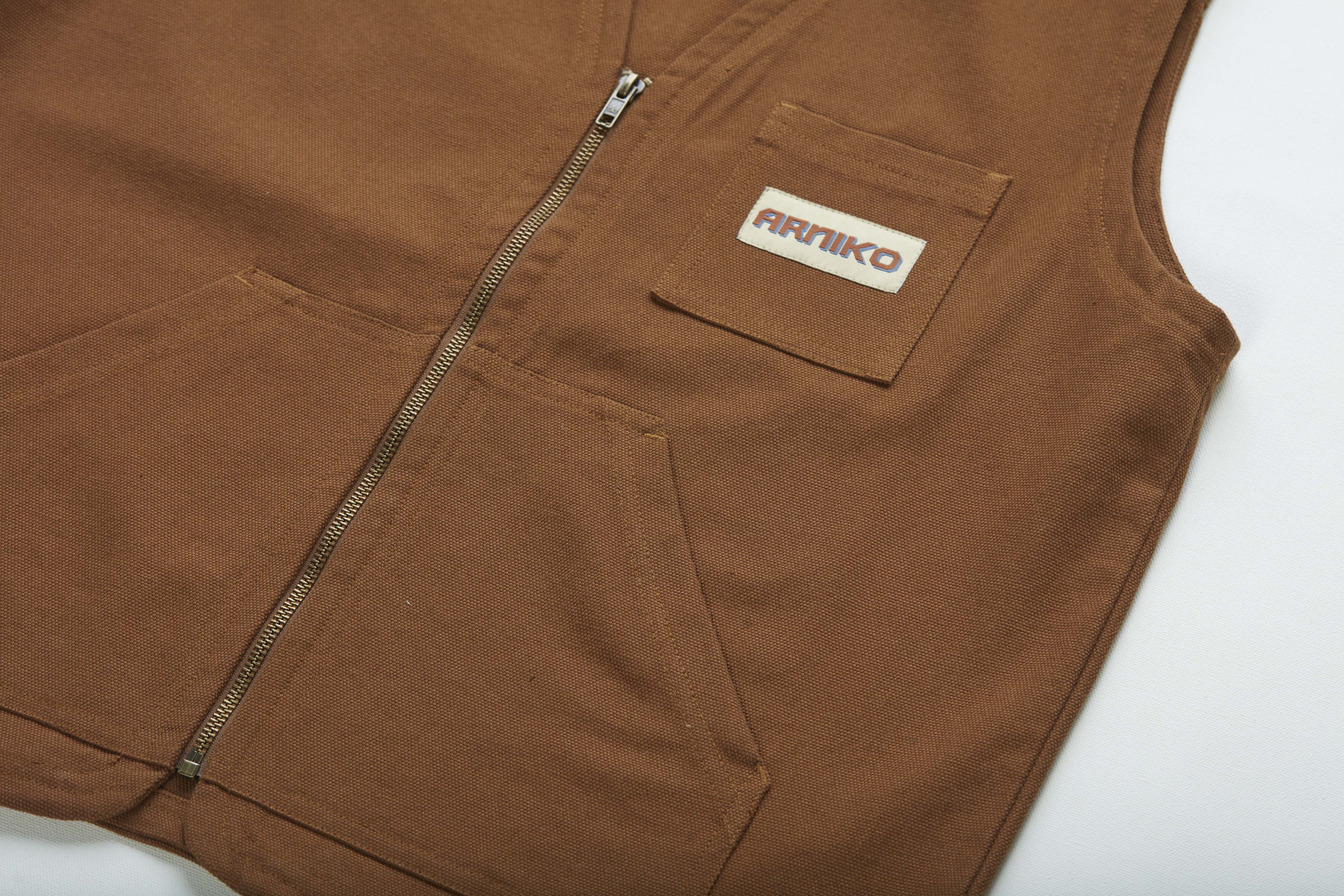 arniko-ray-zip-weste-tawny-canvas-herren-bio image 2