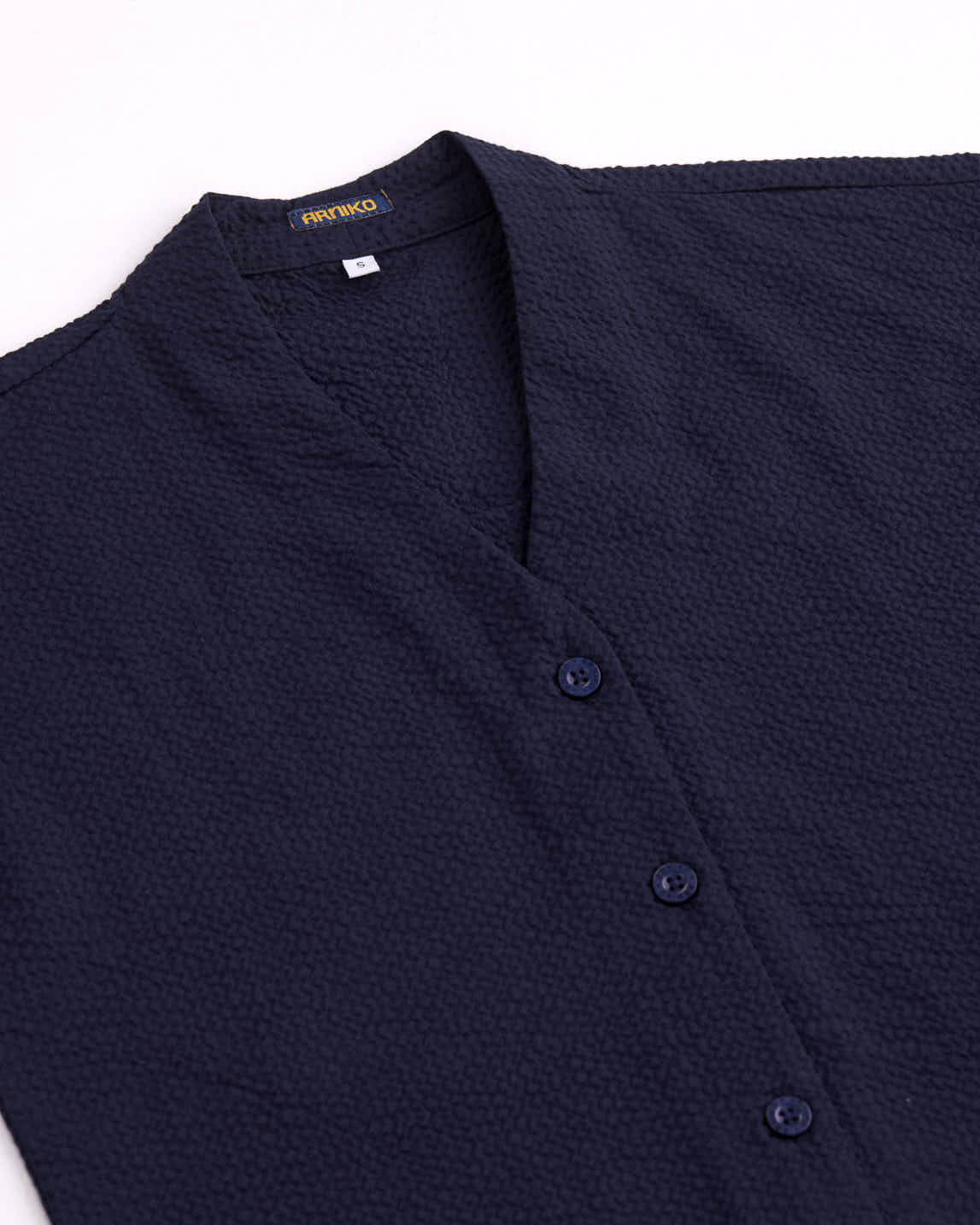 arniko-nuru-navy-seersucker-weste-bio-baumwolle image 2