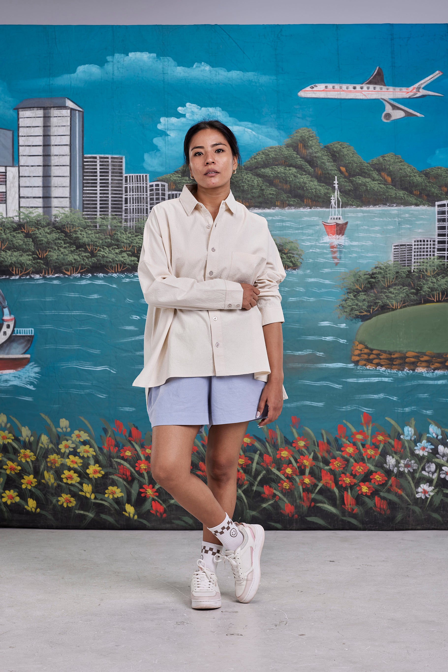 arniko-tahira-off-white-bluse-damen-oversize image 4