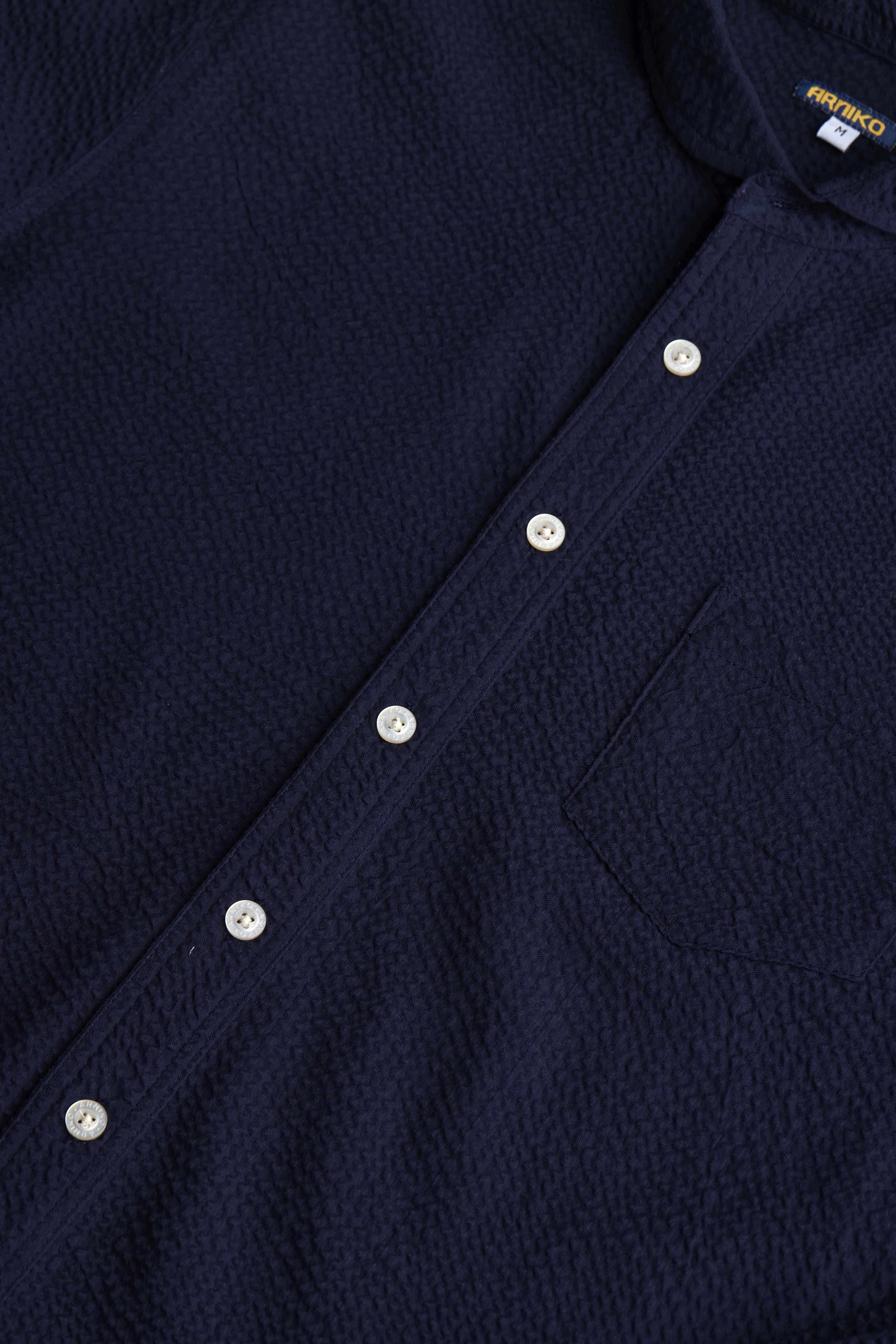 arniko-shirts-shirt-durga-navy-seersucker-hemd-bio image 3