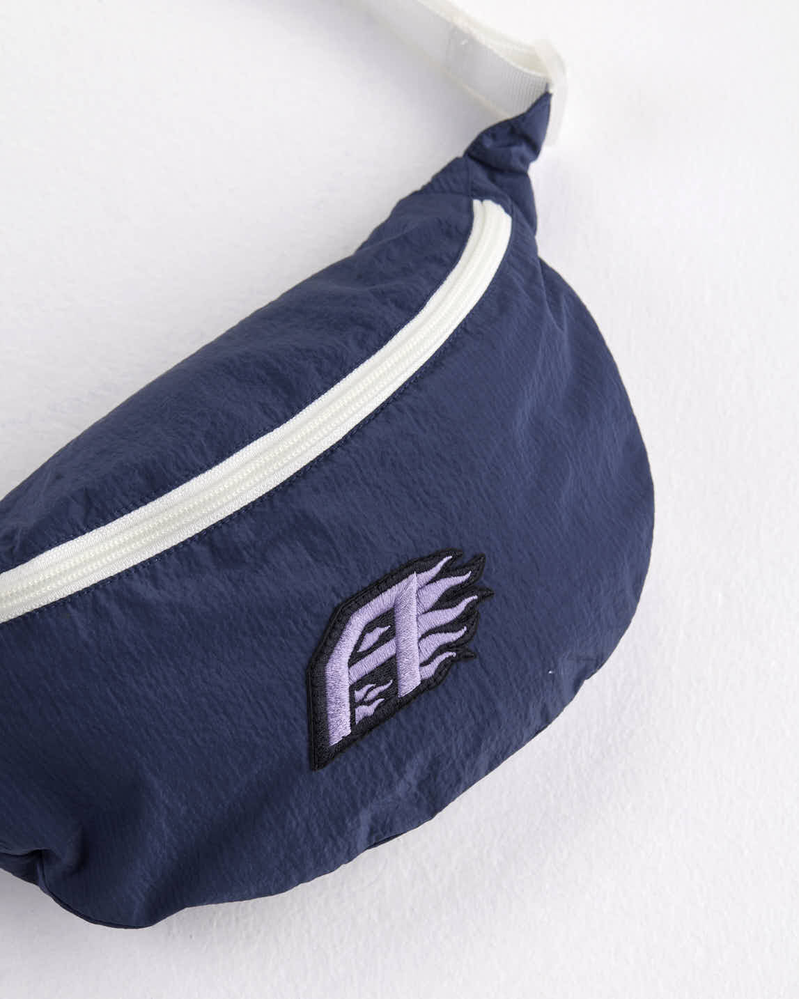 arniko-bags-thunder-bauchtasche-thunder-navy-polyester image 3