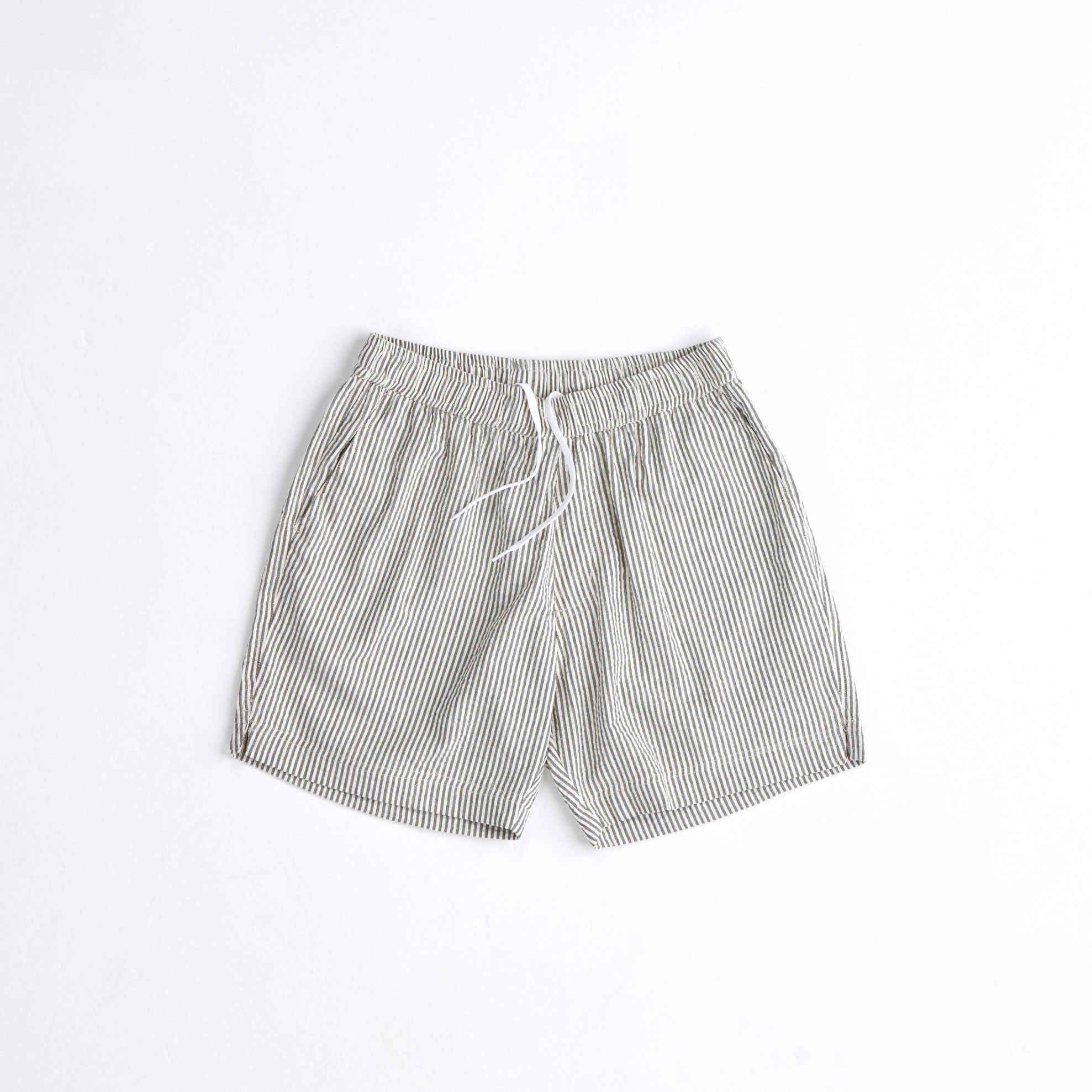 arniko-rishi-green-white-shorts-seersucker-retro image 1