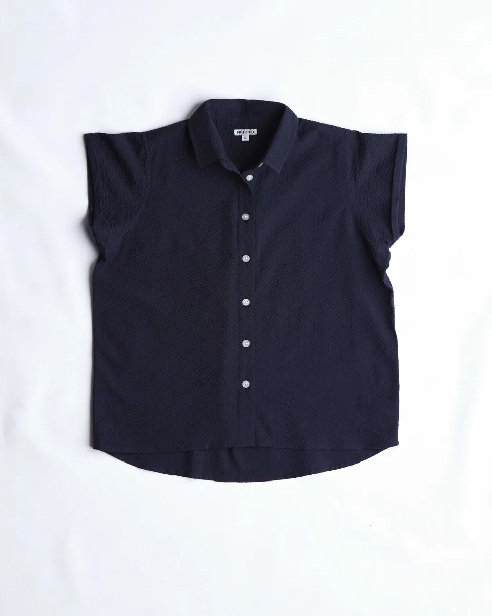 arniko-shirts-jo-navy-seersucker-hemd-bio-baumwolle-damen image 1