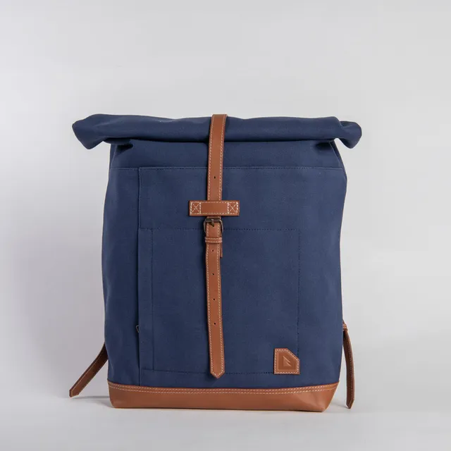 arniko-bags-roll-up-rucksack-navy-15-zoll-laptop image 1