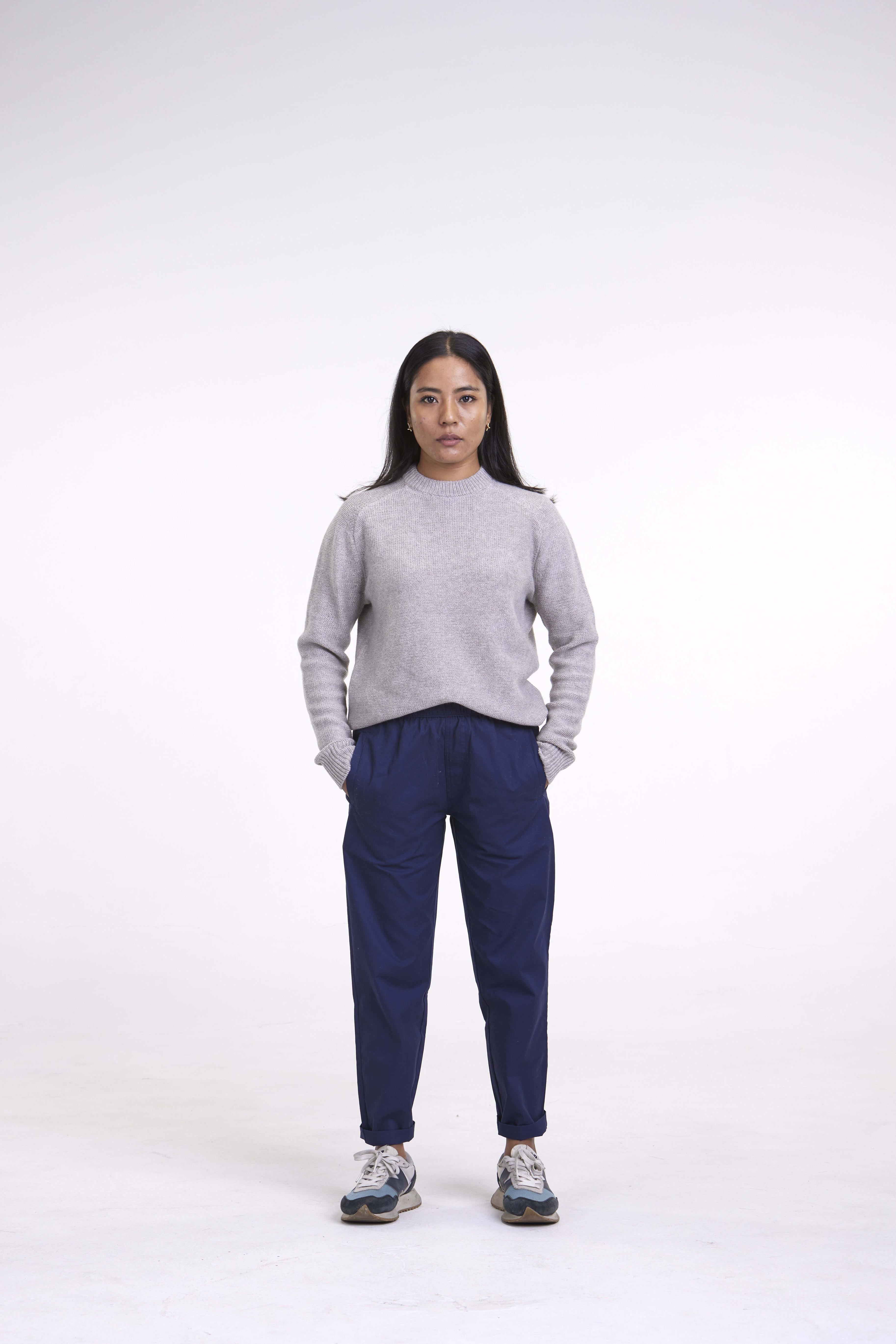 arniko-pravin-strickpullover-hellgrau-merino-kaschmir image 2