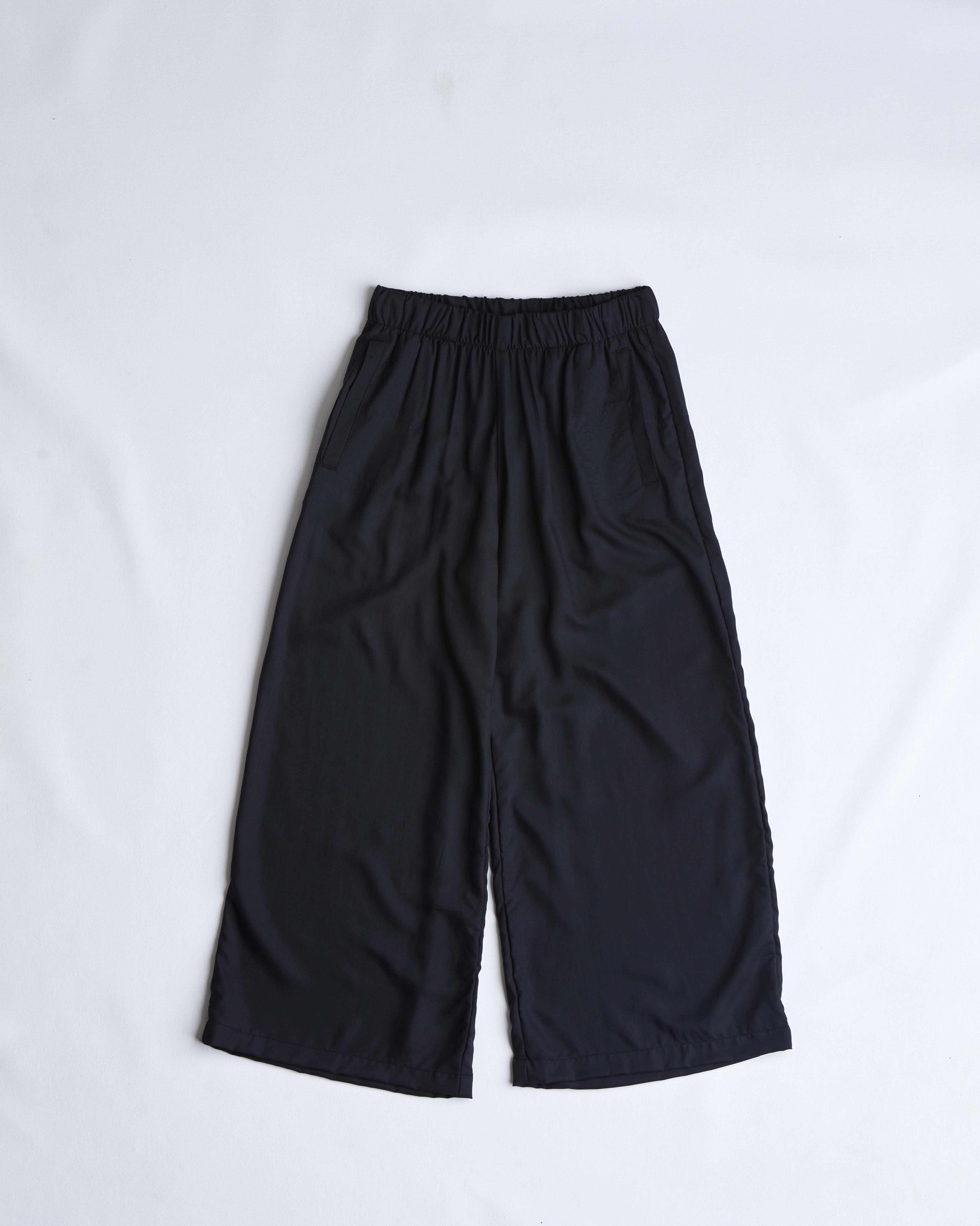 arniko-salome-hose-black-rayon-wide-leg-damen image 1