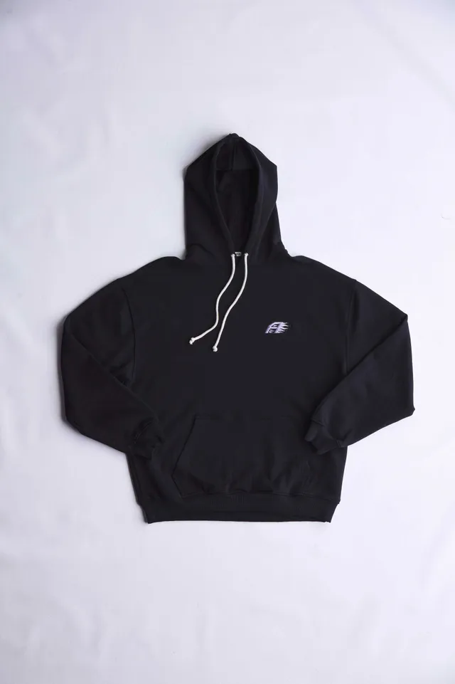 arniko-yama-black-hoodie-schwarz-bio-baumwolle image 1