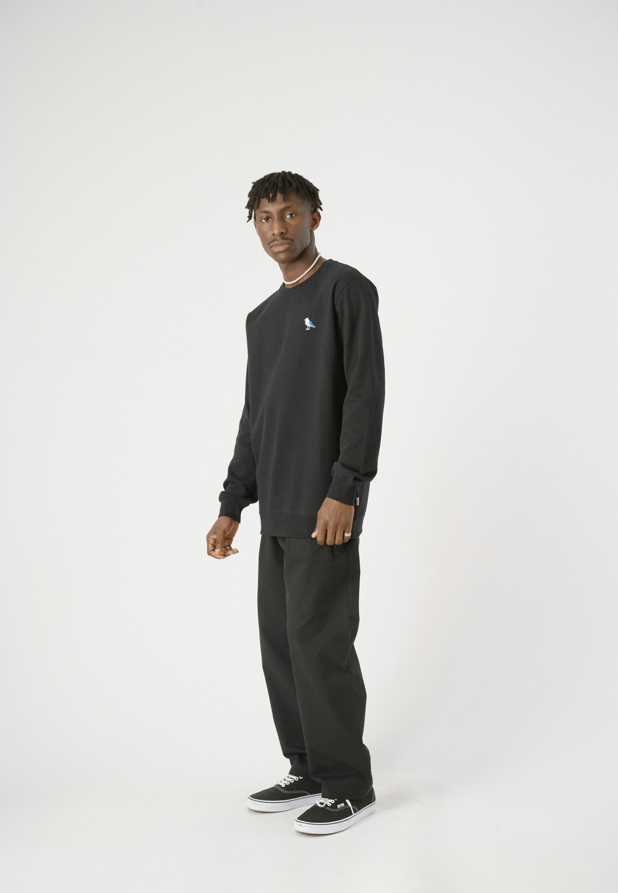 cleptomanicx-embro-gull-regular-crewneck-stickerei image 2