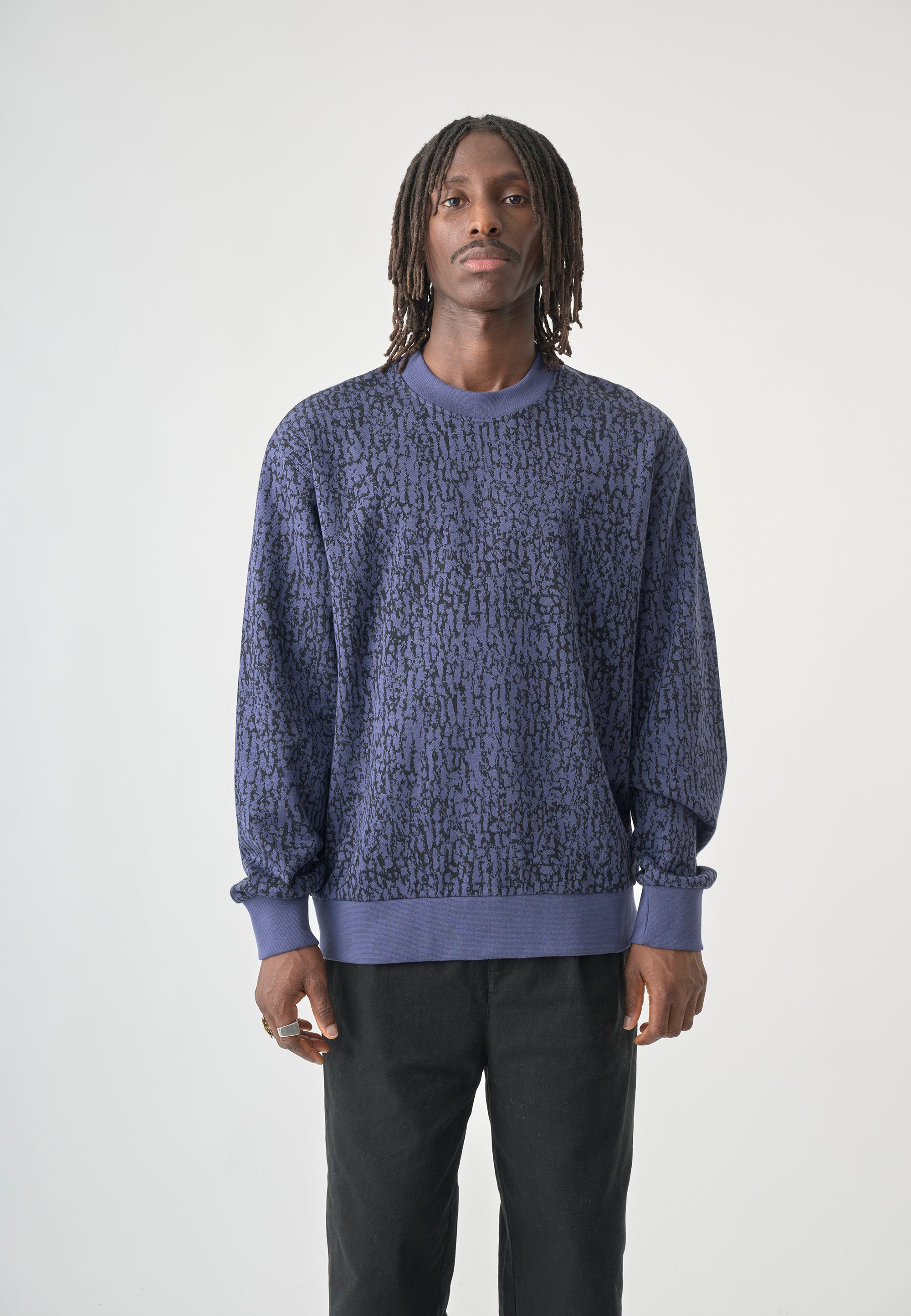 cleptomanicx-boxy-crewneck-crusty-sweatshirt-bio-baumwolle image 3