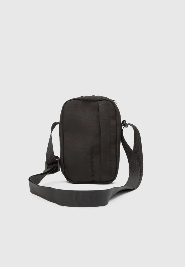 cleptomanicx-shoulder-bag-umh-ngetasche-recycled-0-9l image 1