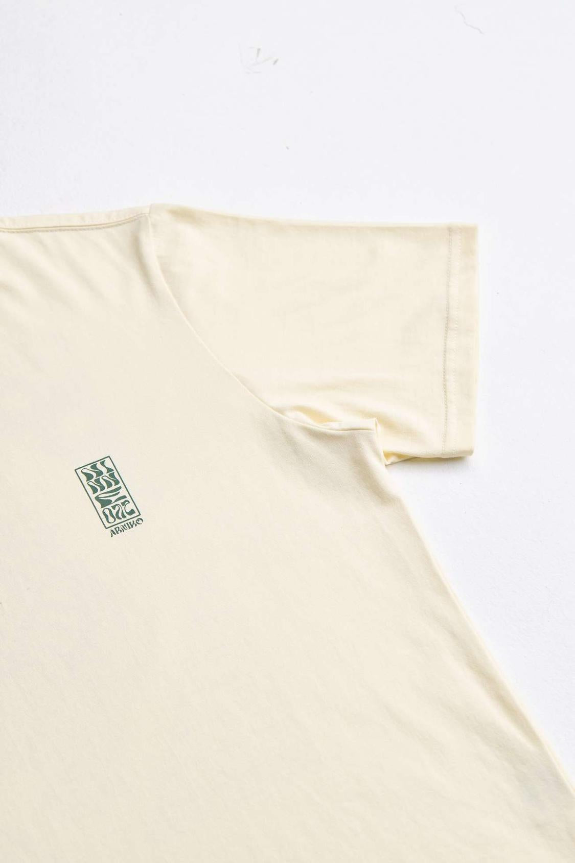 arniko-mustang-t-shirt-off-white-leoparden-print-bio image 4
