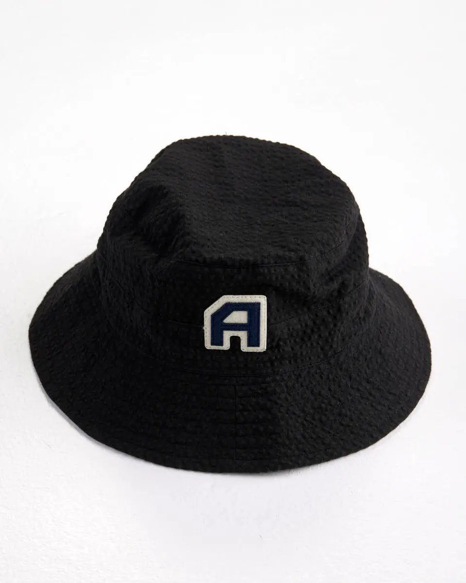 arniko-a-bucket-hat-fischerhut-schwarz-seersucker-biobaumwolle image 1