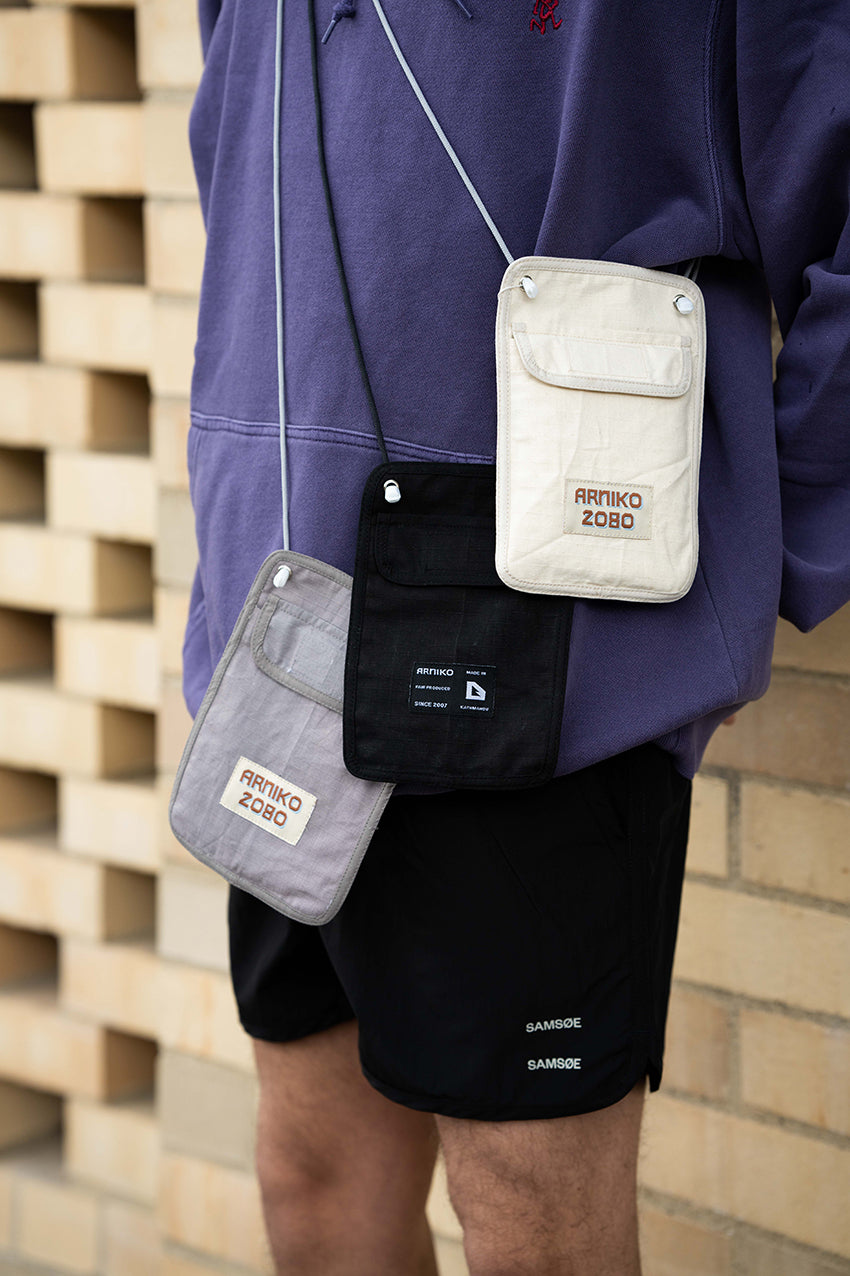 arniko-neck-pouch-umh-ngebeutel-off-white-baumwolle image 3