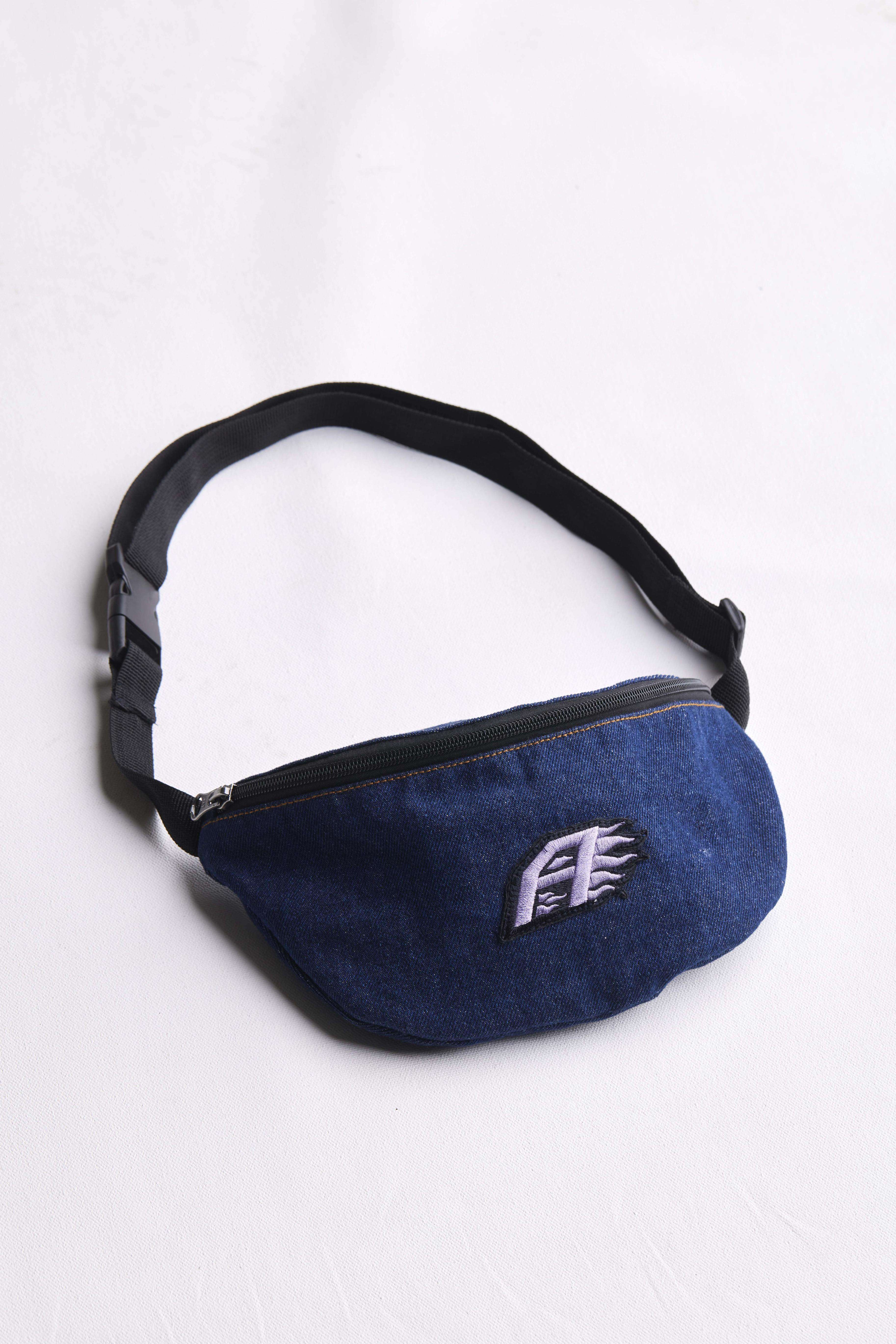 arniko-fanny-pack-bauchtasche-indigo-bio-denim image 4