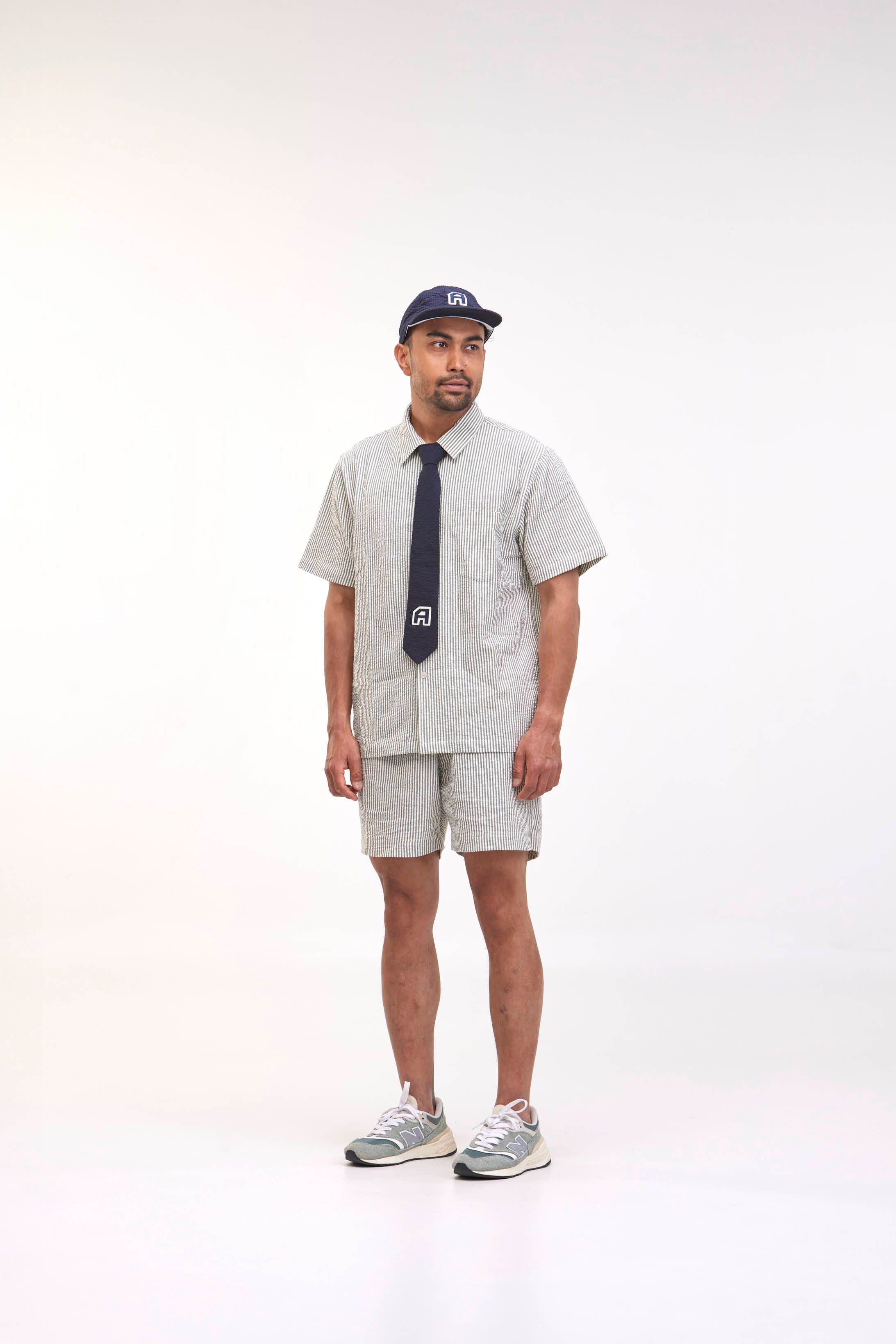 arniko-rishi-green-white-shorts-seersucker-retro image 4