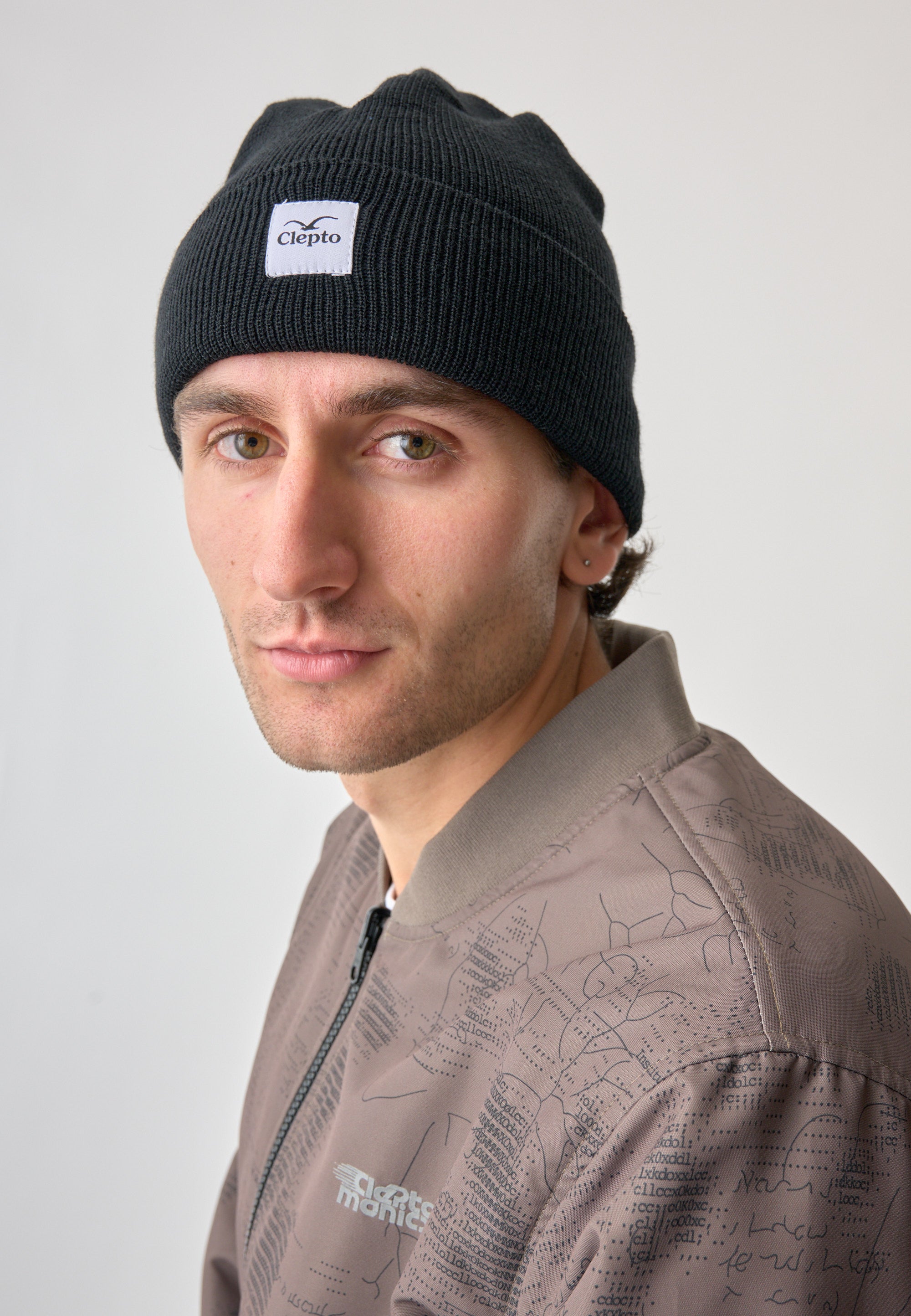 cleptomanicx-cimo-beanie-m-tze-os-mit-logopatch image 4