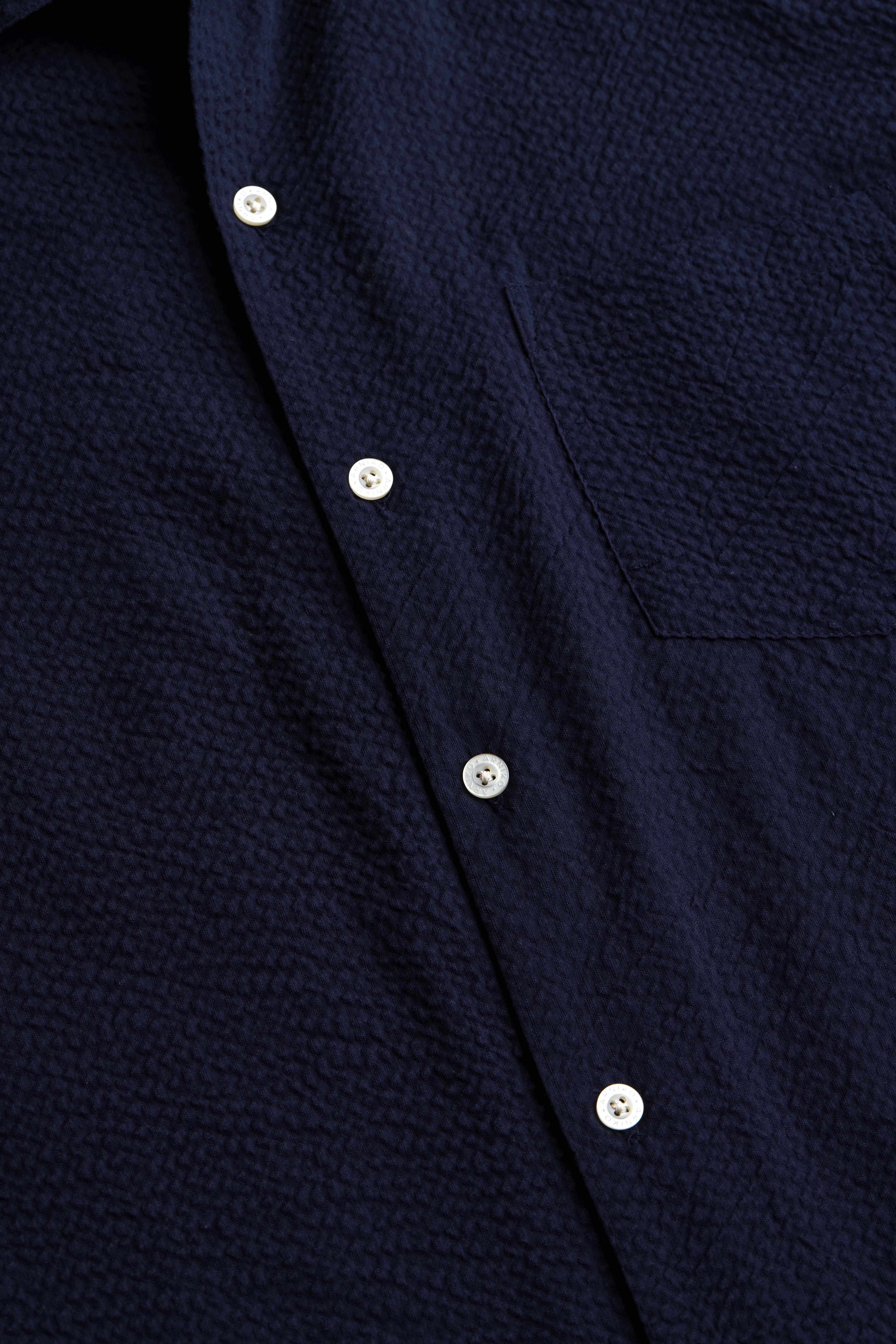 arniko-bobby-hemd-herren-navy-seersucker-bio-baumwolle image 3