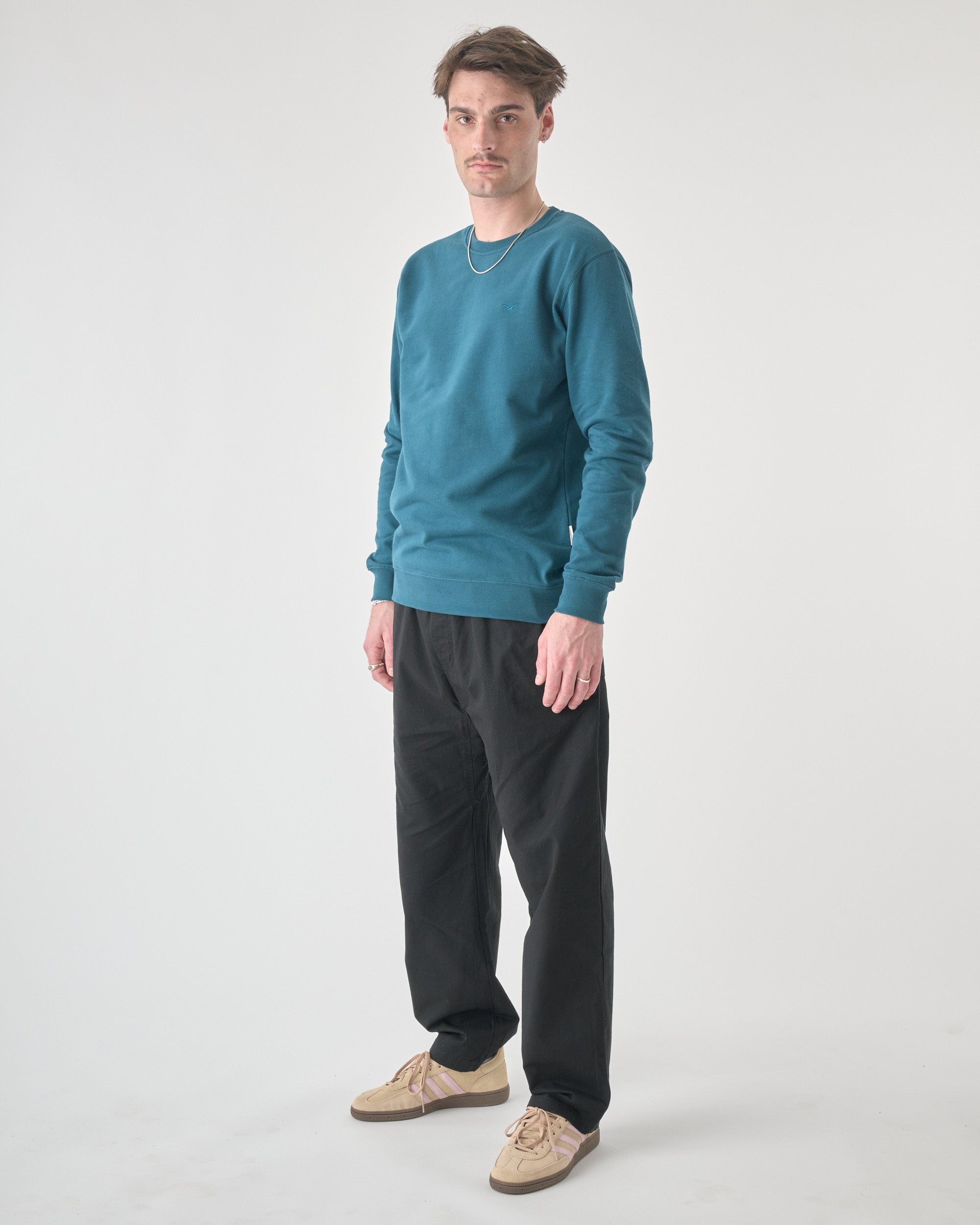 cleptomanicx-ligull-regular-crewneck-sweatshirt-bio-baumwolle image 2