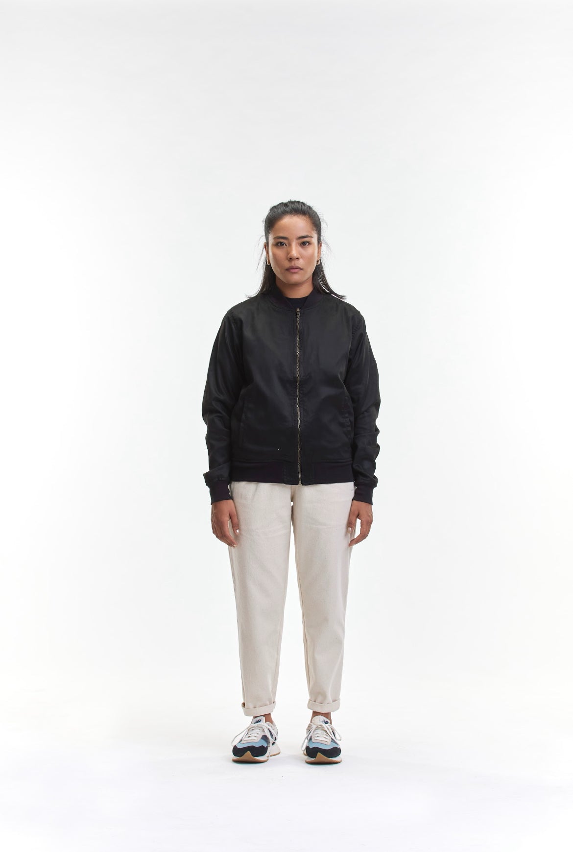 arniko-binam-black-suede-jacke-veganes-wildleder image 5