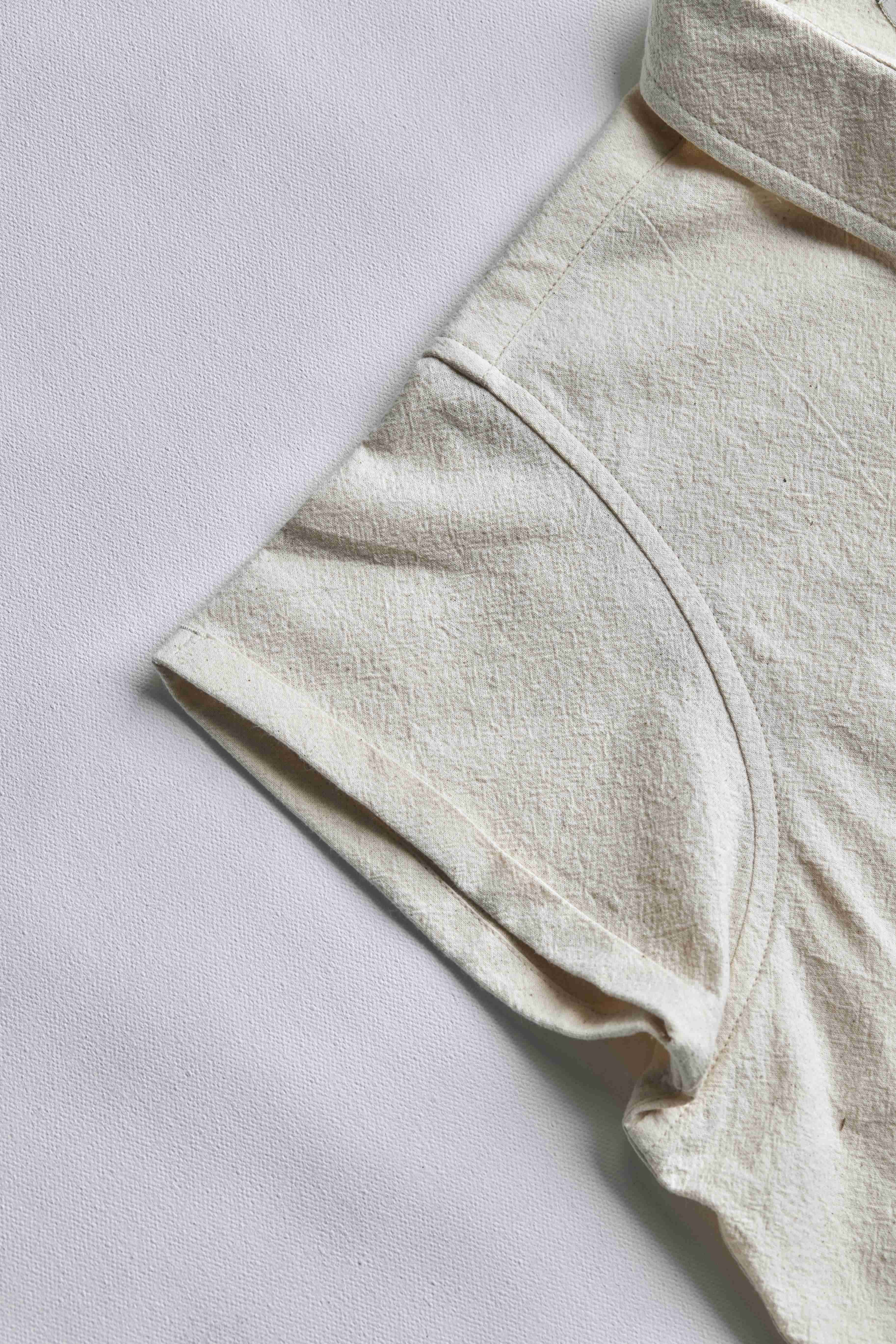 arniko-jo-hemd-off-white-damen-bio-baumwolle-kurzarm image 4