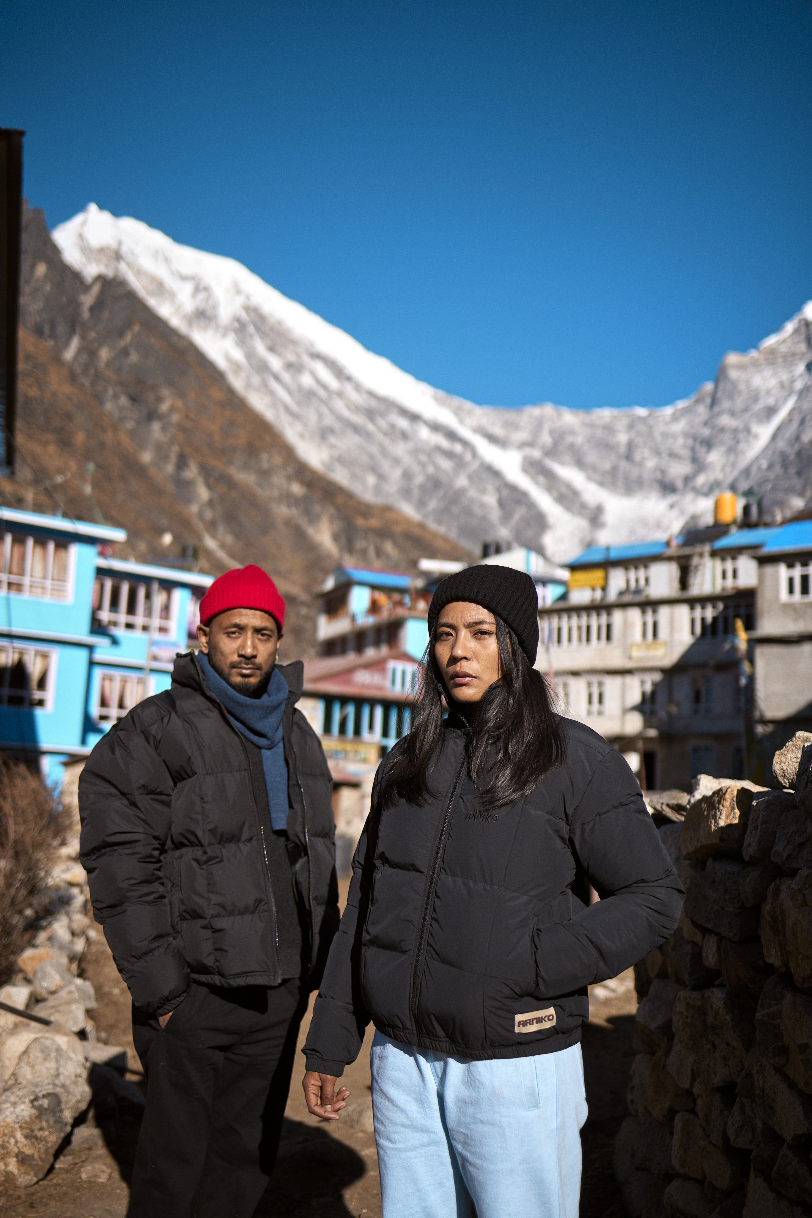arniko-rabin-beanie-red-m-tze-merino-kaschmir image 4