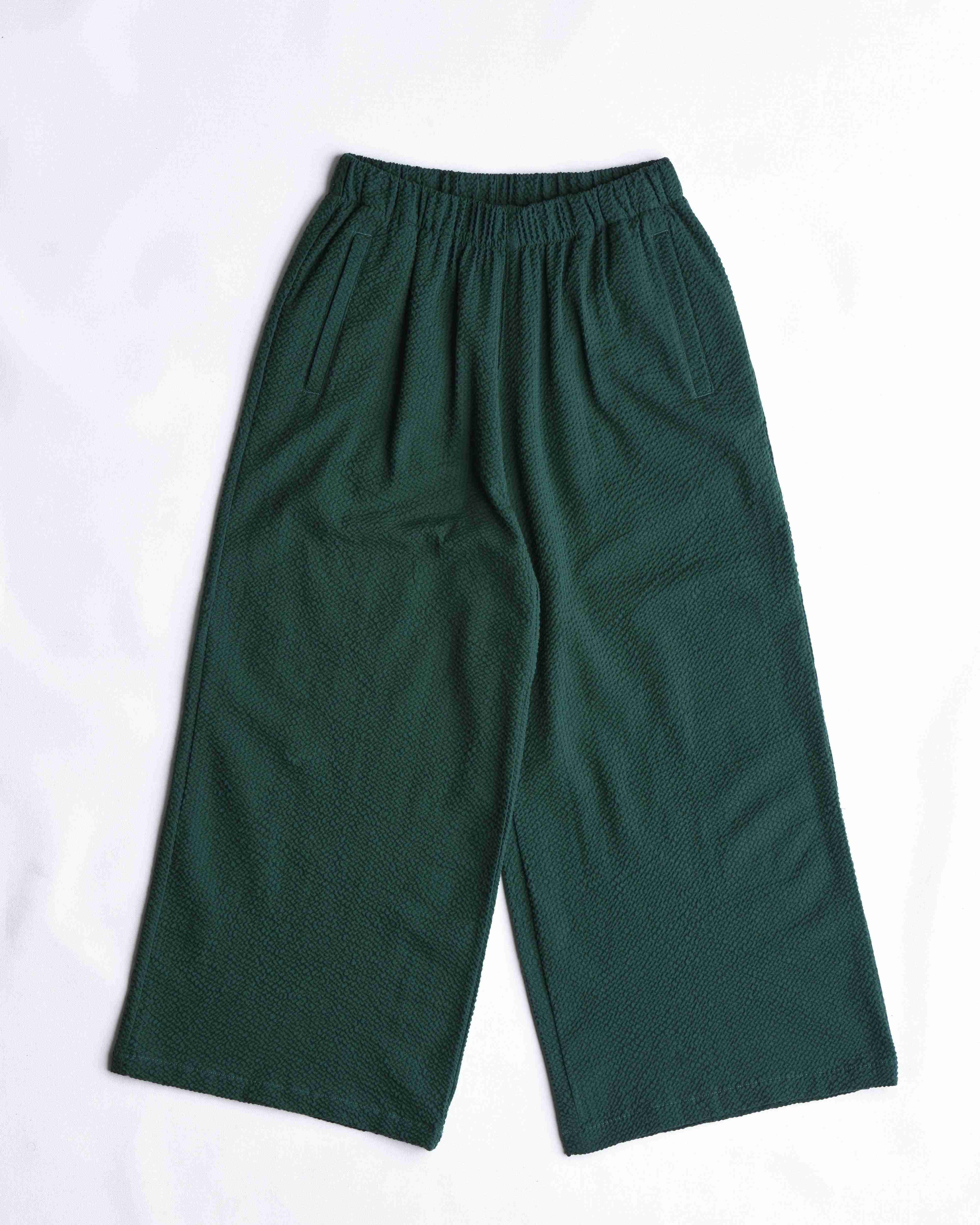 arniko-salome-hose-green-seersucker-damen-bio-baumwolle image 1