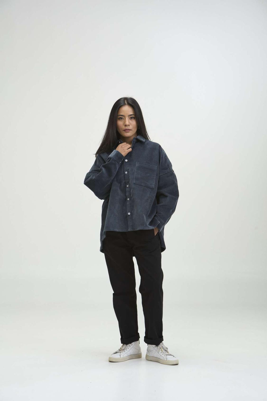 arniko-tahira-hemd-slate-cord-bio-baumwolle image 2