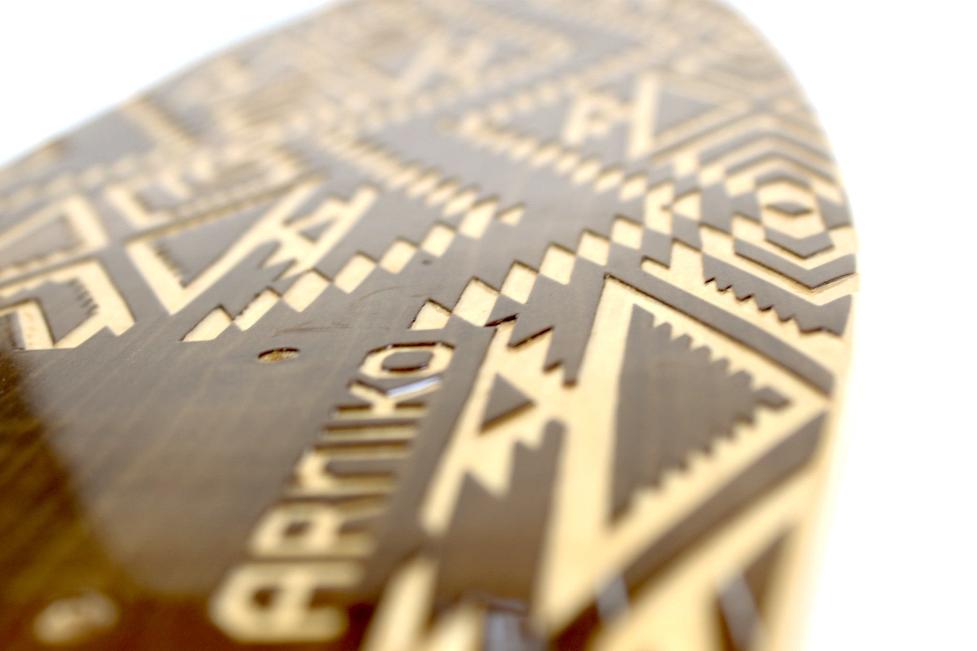 arniko-classic-deck-dhaka-skateboard-eukalyptus image 3