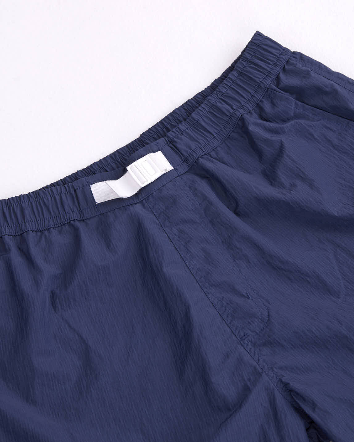 arniko-shorts-deepak-navy-kurze-hose-herren-recyceltes-polyester image 2
