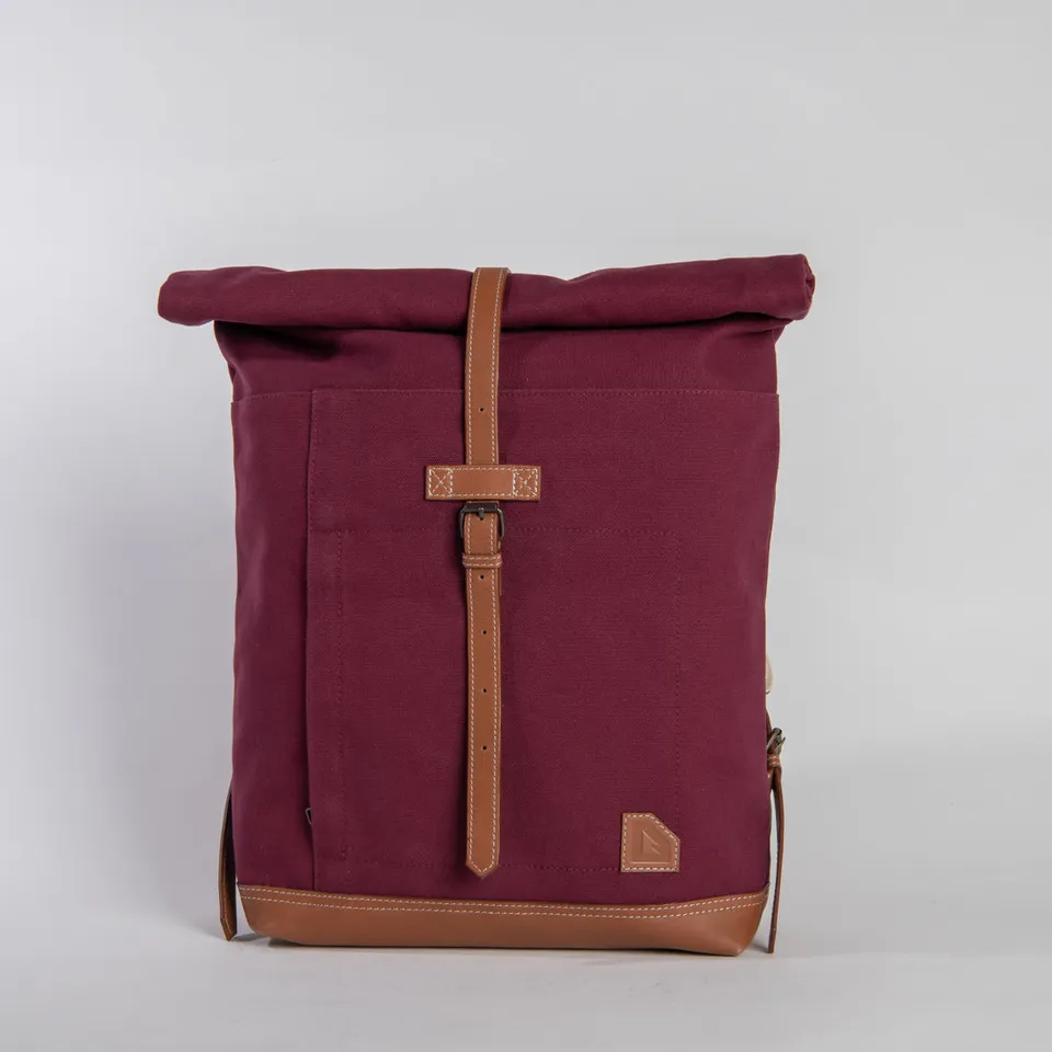 arniko-roll-up-rucksack-unisex-burgundy-15-zoll image 1