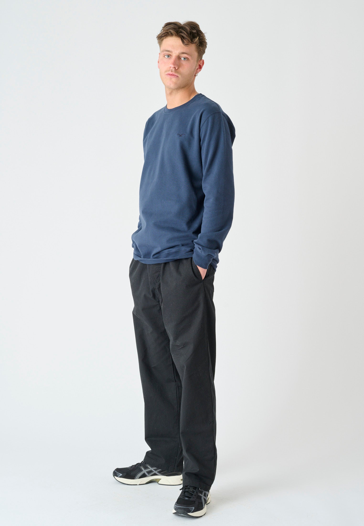 cleptomanicx-ligull-regular-crewneck-sweatshirt-bio-3 image 2