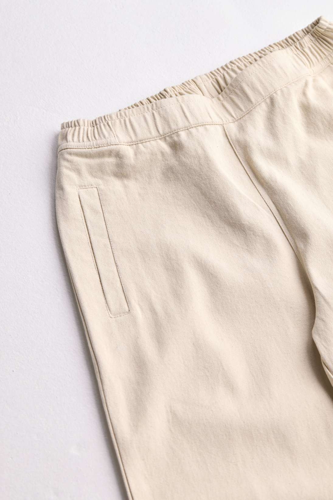 arniko-rosa-hose-twill-off-white-damen-bio-baumwolle image 3