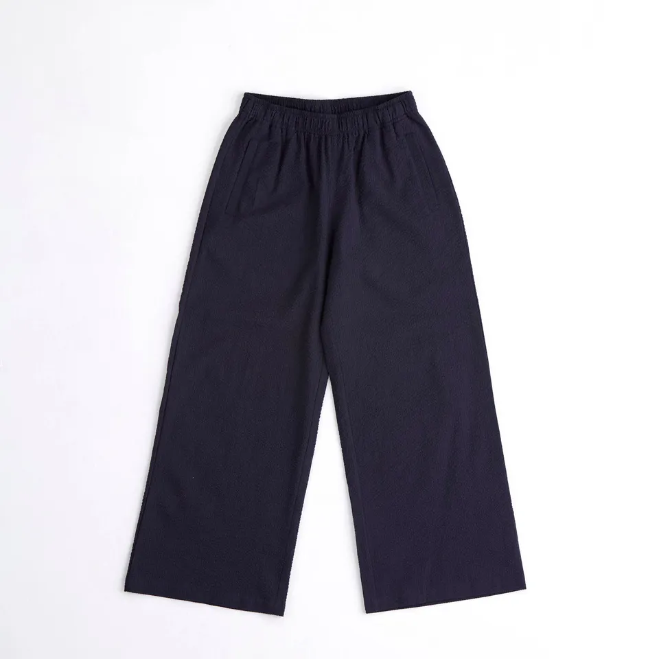 arniko-rosa-hose-damen-navy-seersucker-bio-baumwolle image 1