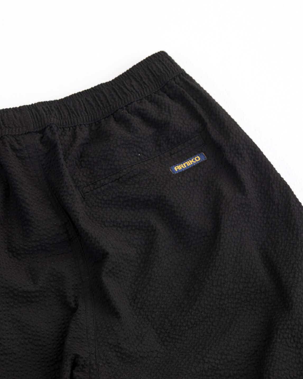 arniko-nigen-black-seersucker-hose-bio-baumwolle image 3