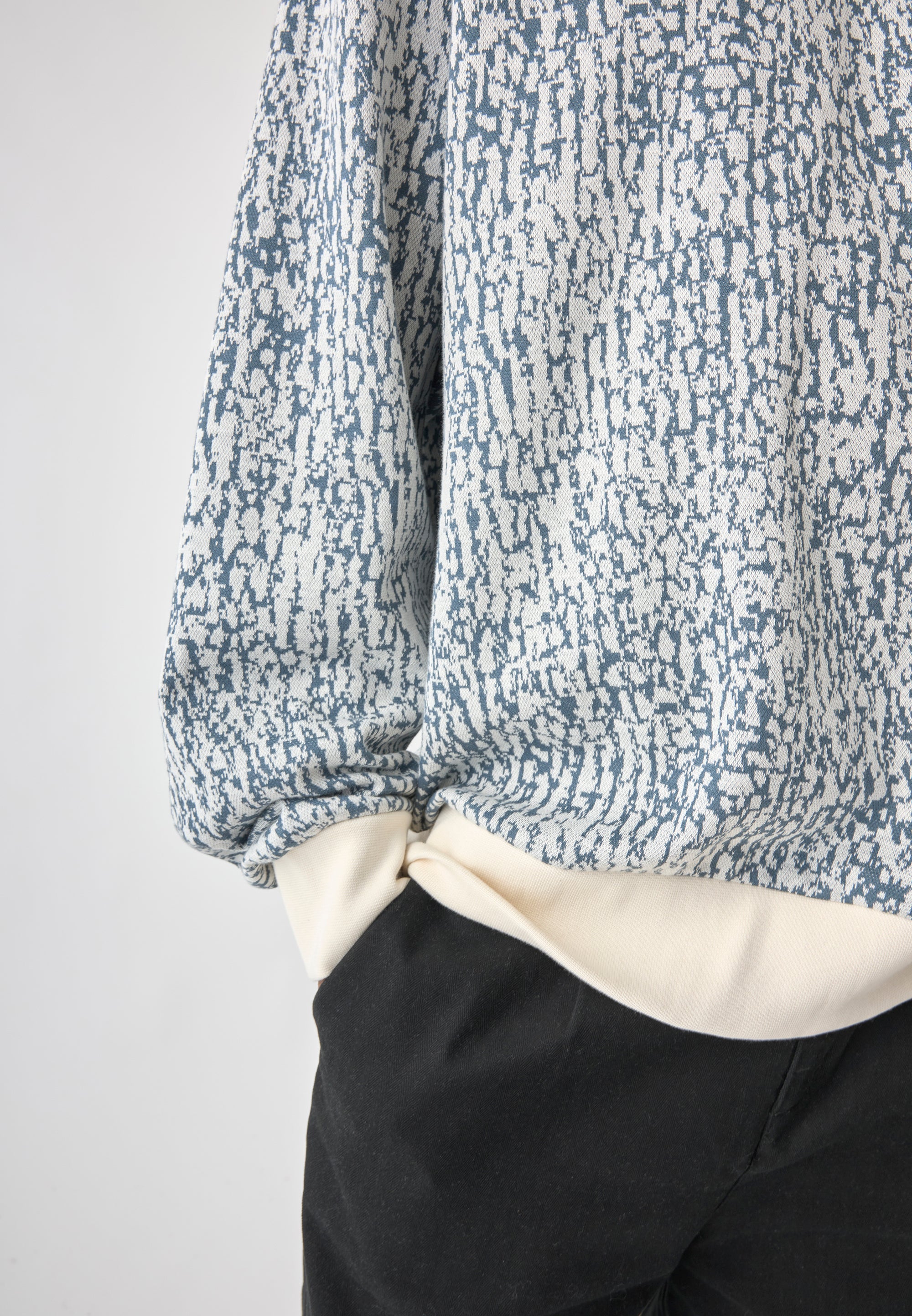cleptomanicx-boxy-crewneck-crusty-sweatshirt-bio-print image 6