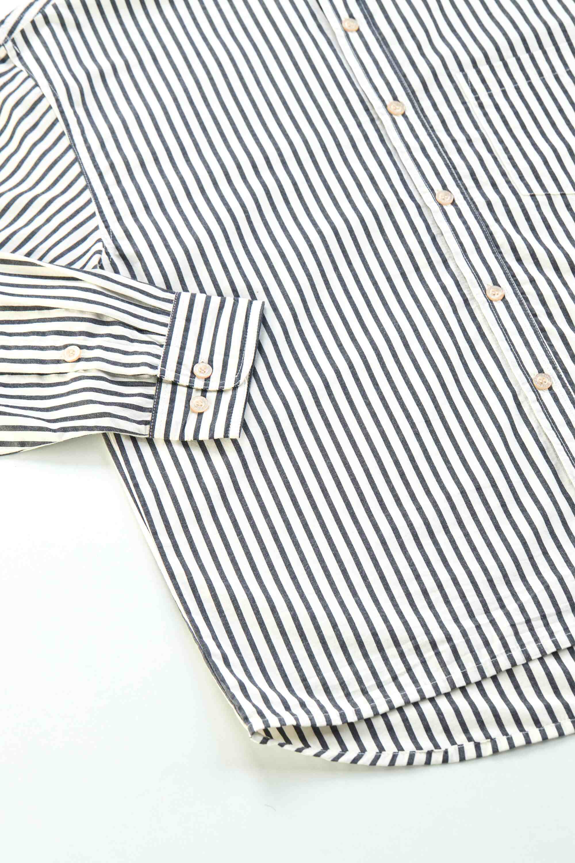 arniko-lolo-black-white-stripes-hemd-bio-baumwolle image 3