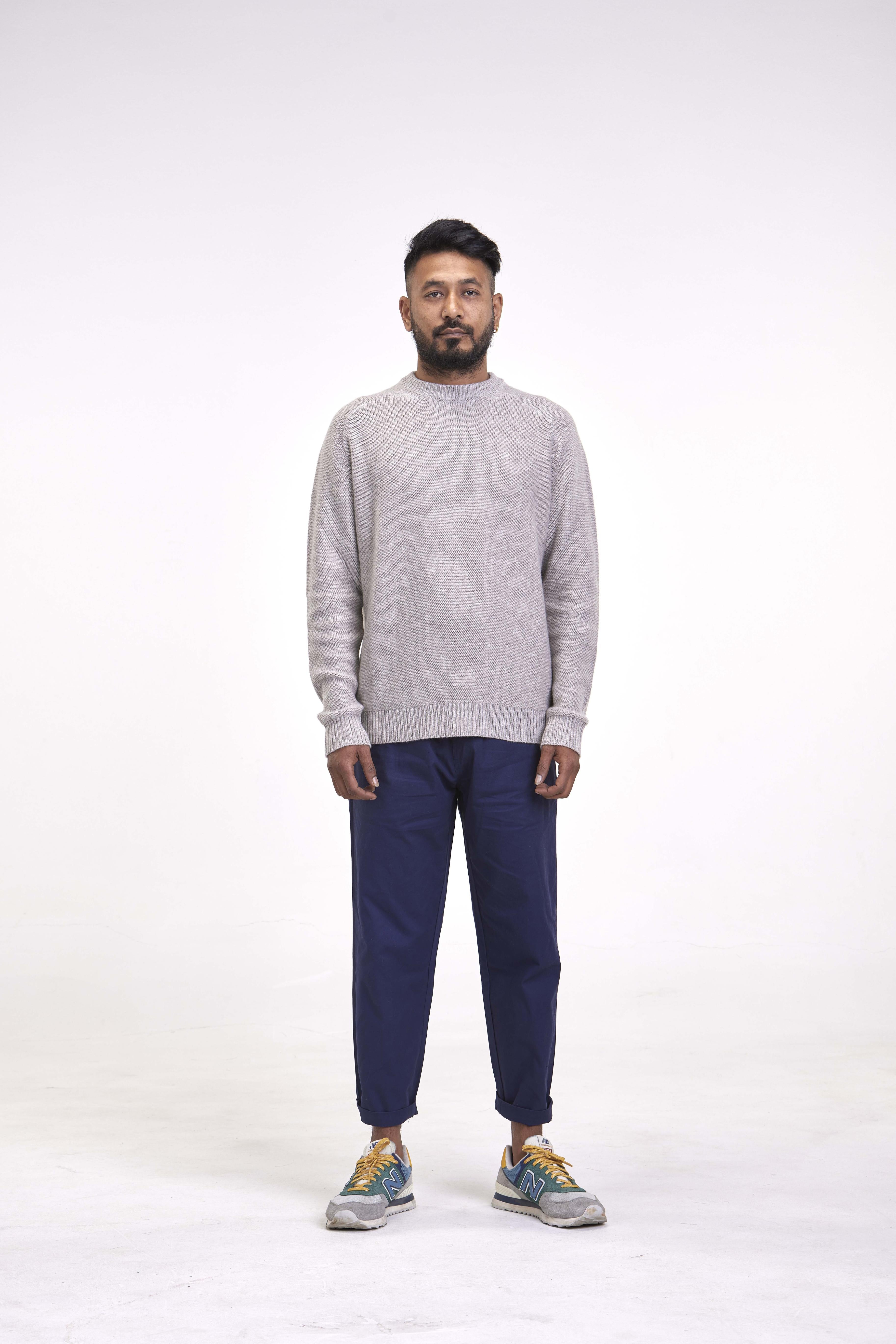 arniko-pravin-strickpullover-hellgrau-merino-kaschmir image 5