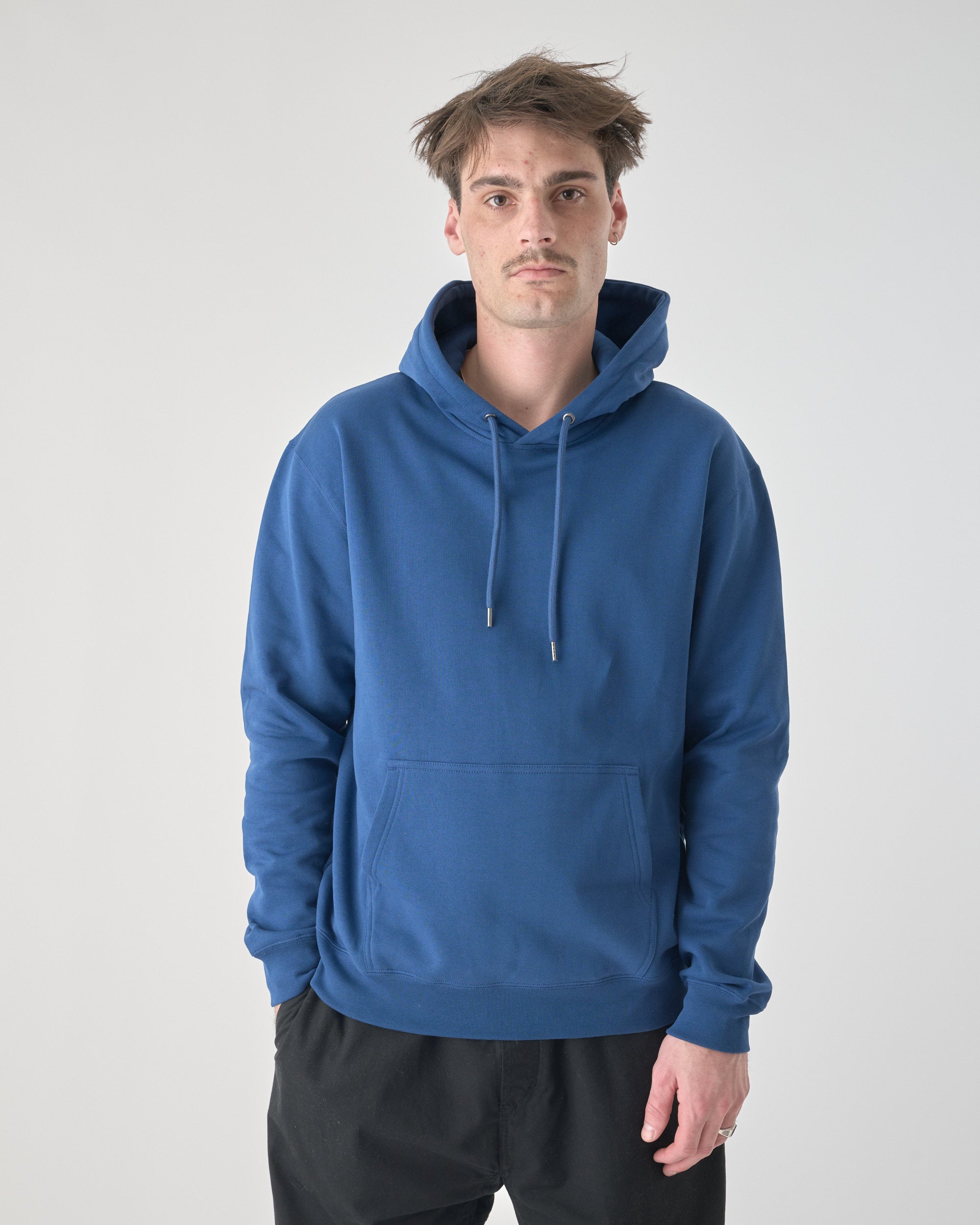 cleptomanicx-ligull-classic-hooded-hoodie-bio-baumwolle image 3