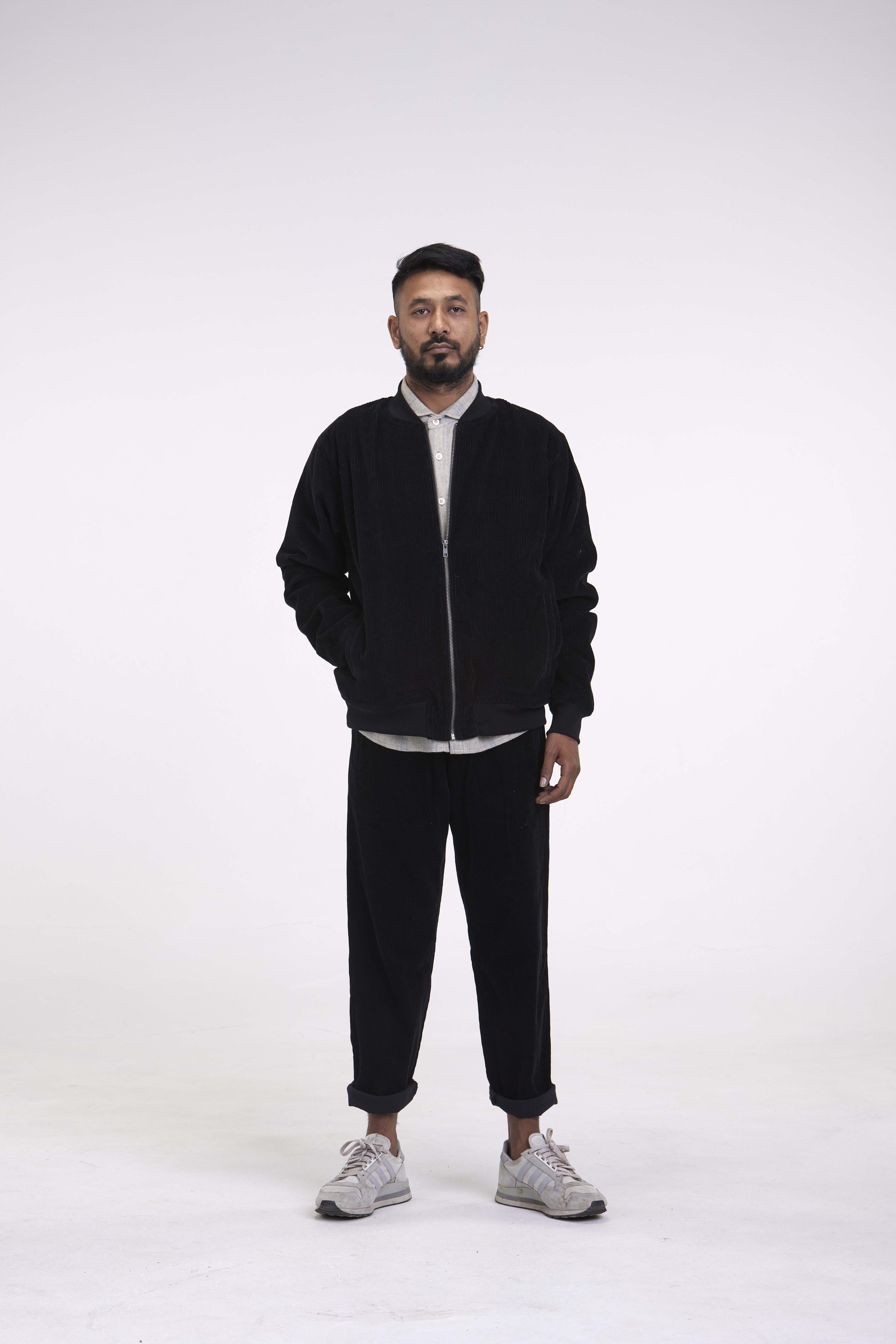 arniko-binam-black-corduroy-jacke-mit-reissverschluss image 1
