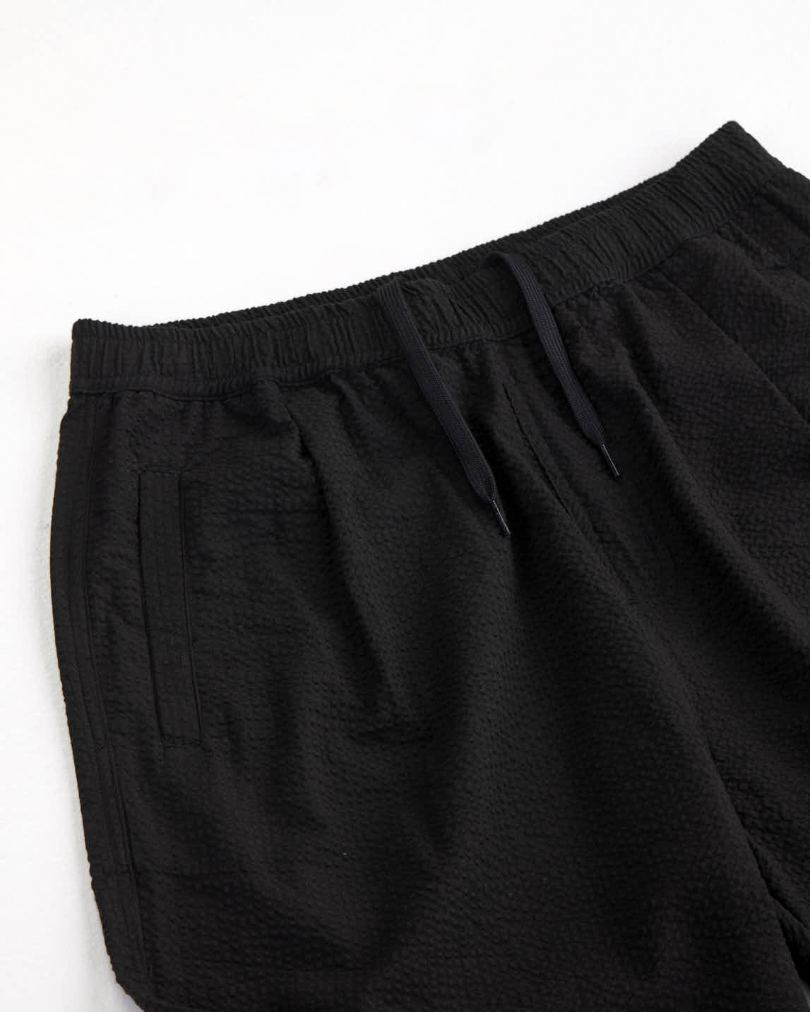 arniko-sanjai-black-seersucker-hose-schwarz-bio image 2