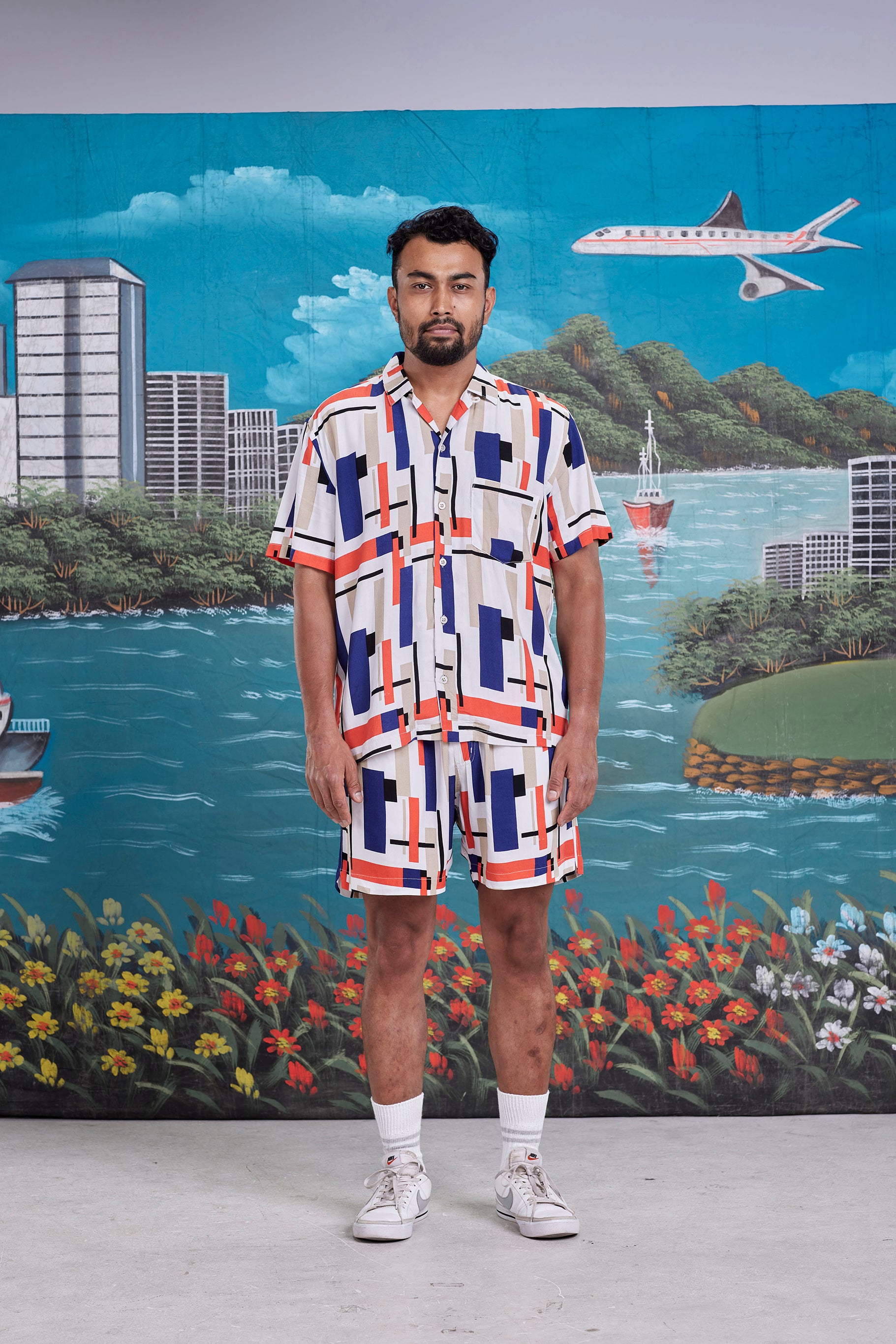 arniko-rishi-shorts-club-white-unisex-sommer image 1