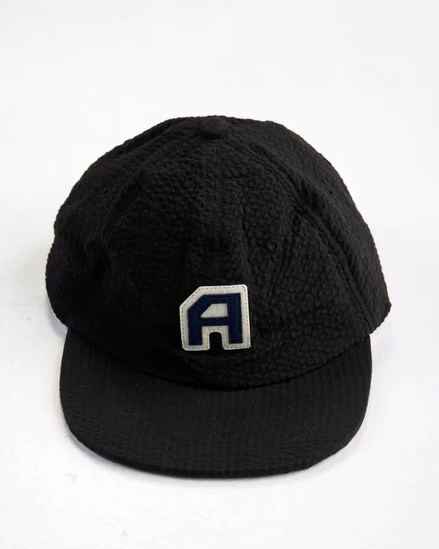 arniko-a-6-panel-cap-seersucker-schwarz image 1