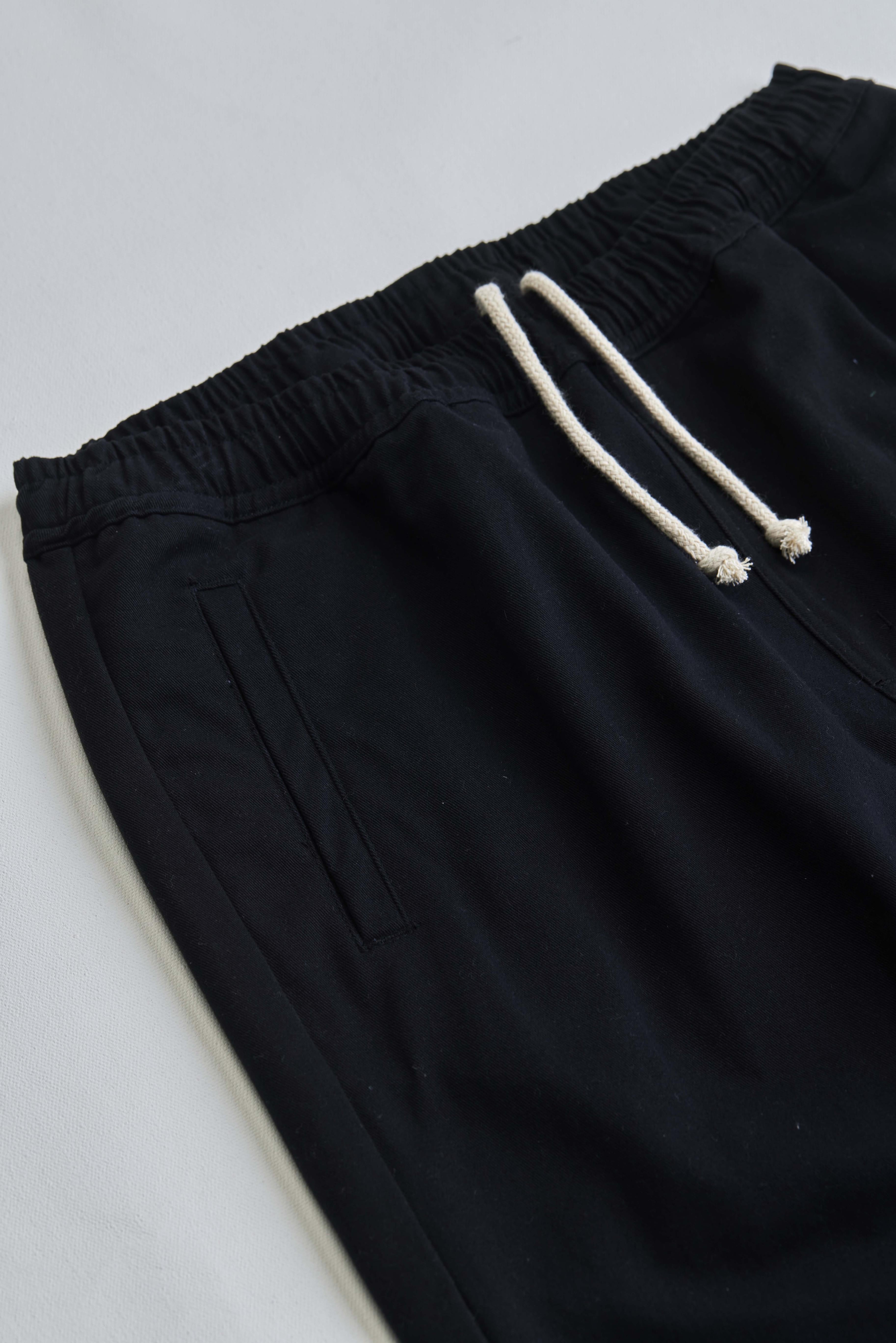 arniko-nigen-hose-black-twill-unisex-bio-baumwolle image 2