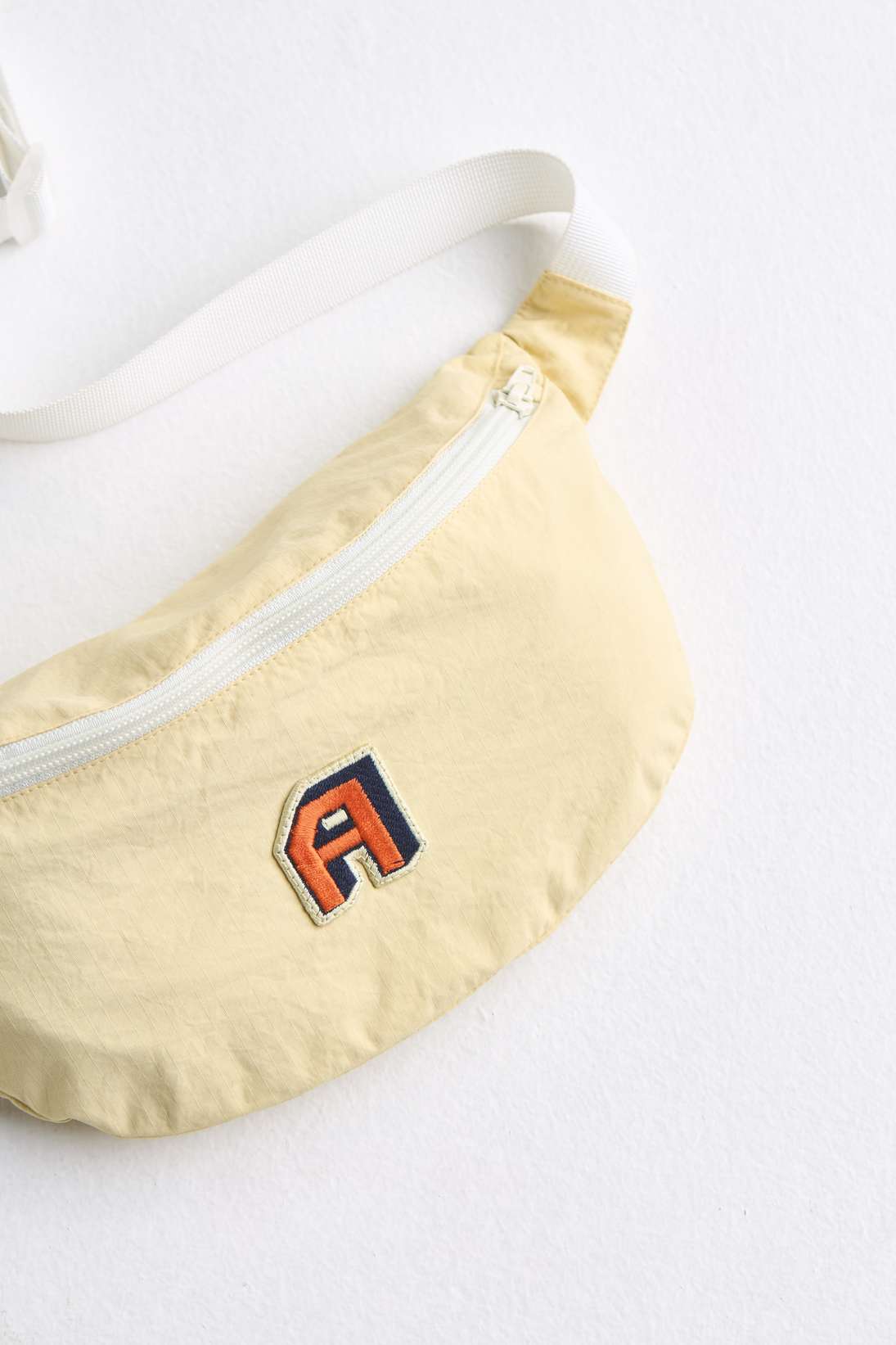 arniko-trikon-bauchtasche-vanilla-nylon-ripstop image 3