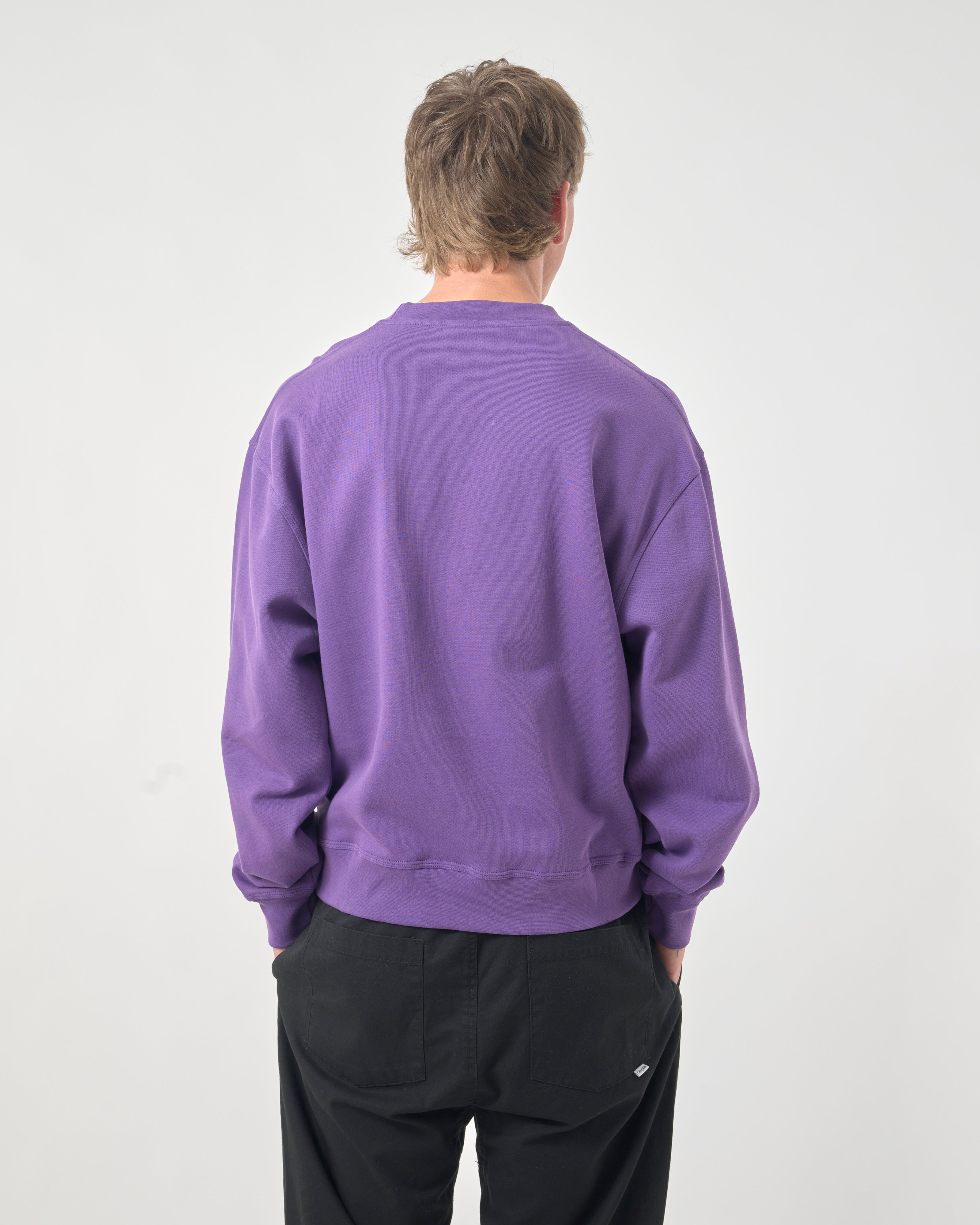 cleptomanicx-ligull-boxy-crop-crewneck-sweatshirt image 4