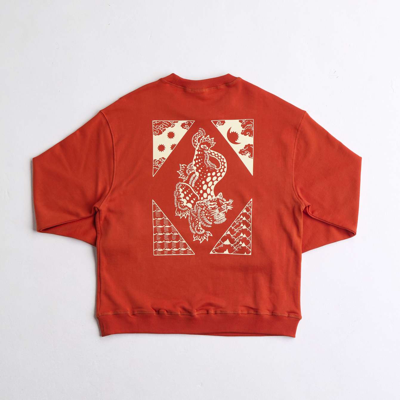 arniko-sweater-mustang-orange-pullover-herren-bio-baumwolle-print image 2