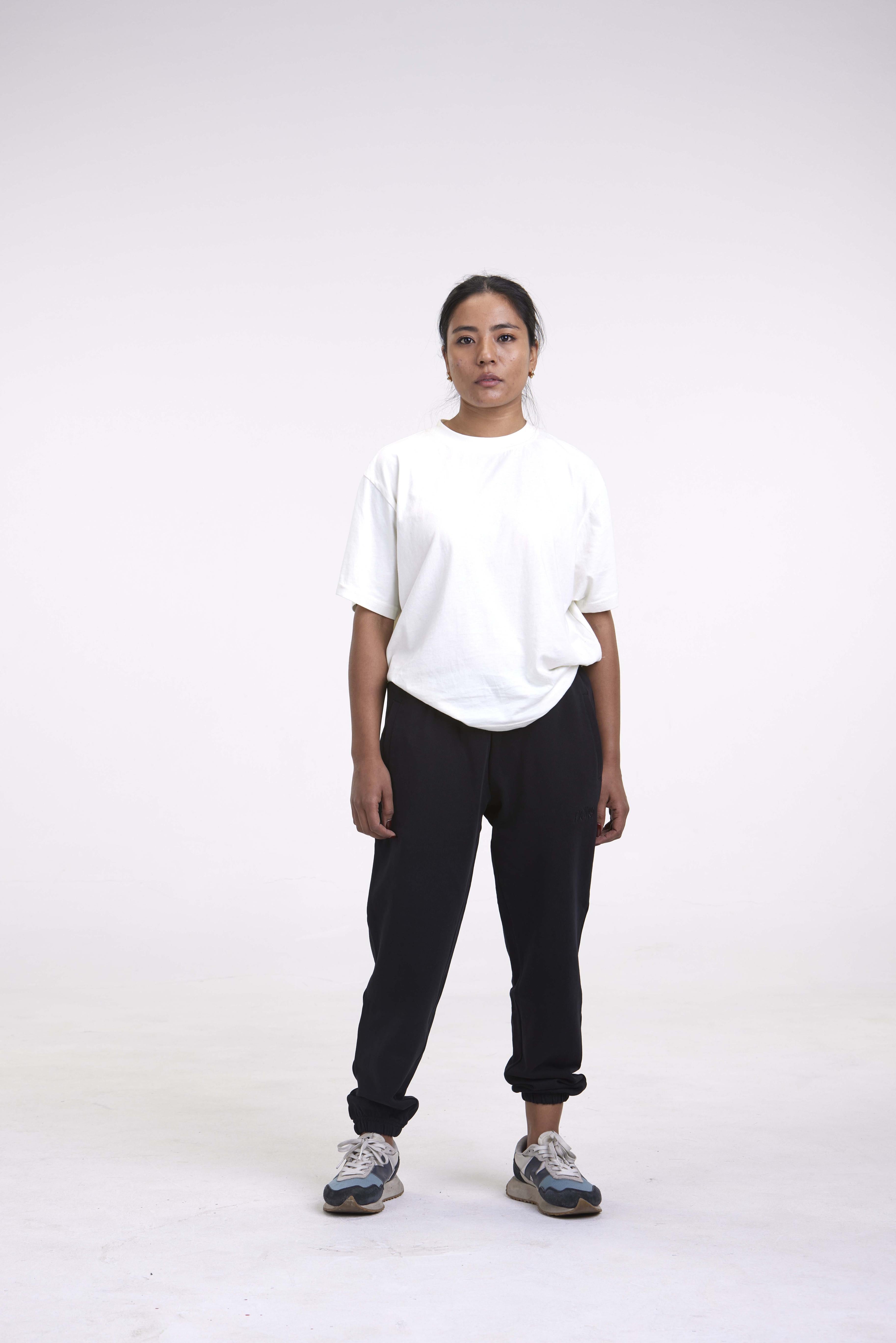 arniko-moha-sweatpants-jogginghose-schwarz-bio-baumwolle image 2